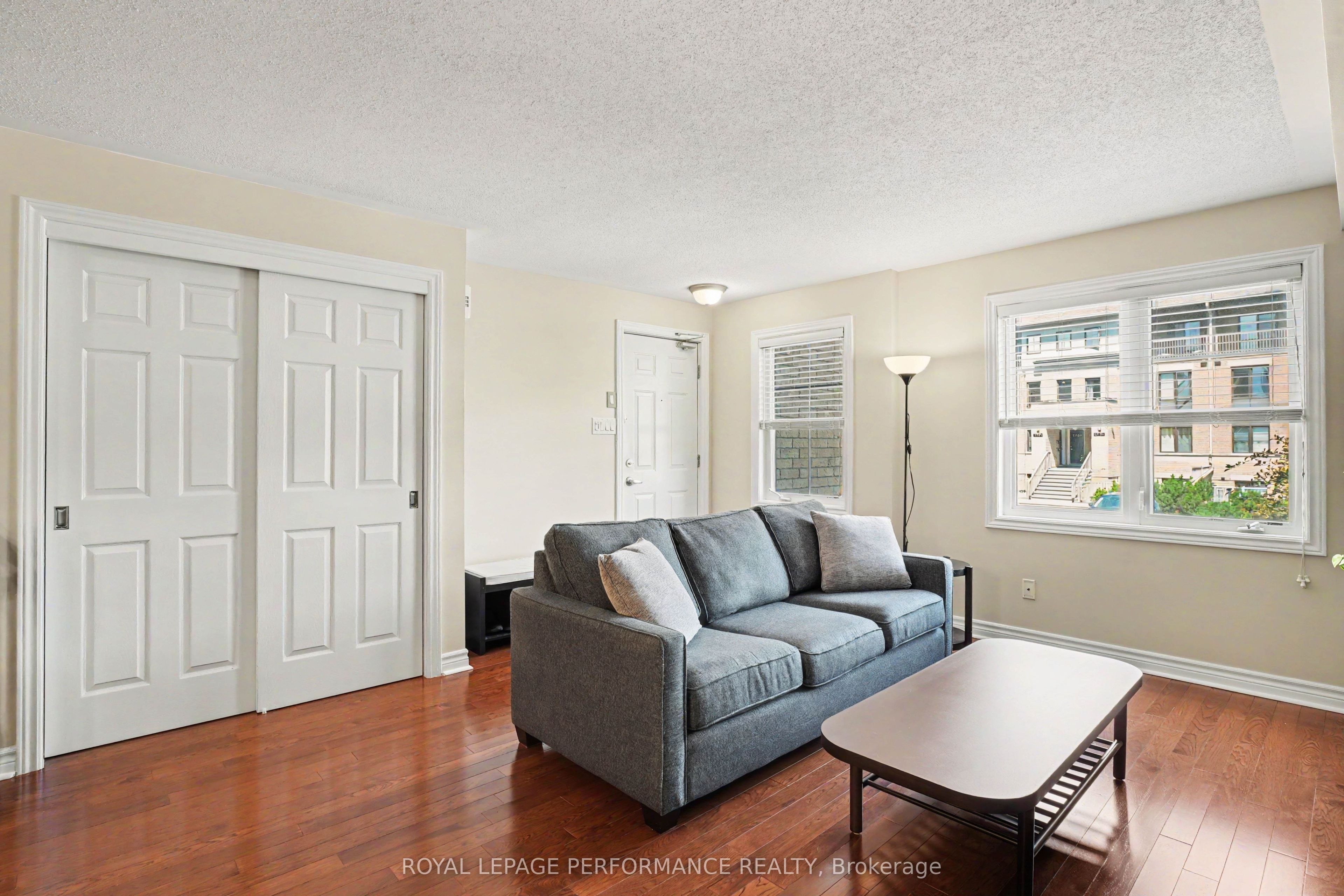 269a Titanium Private Property Photo 5