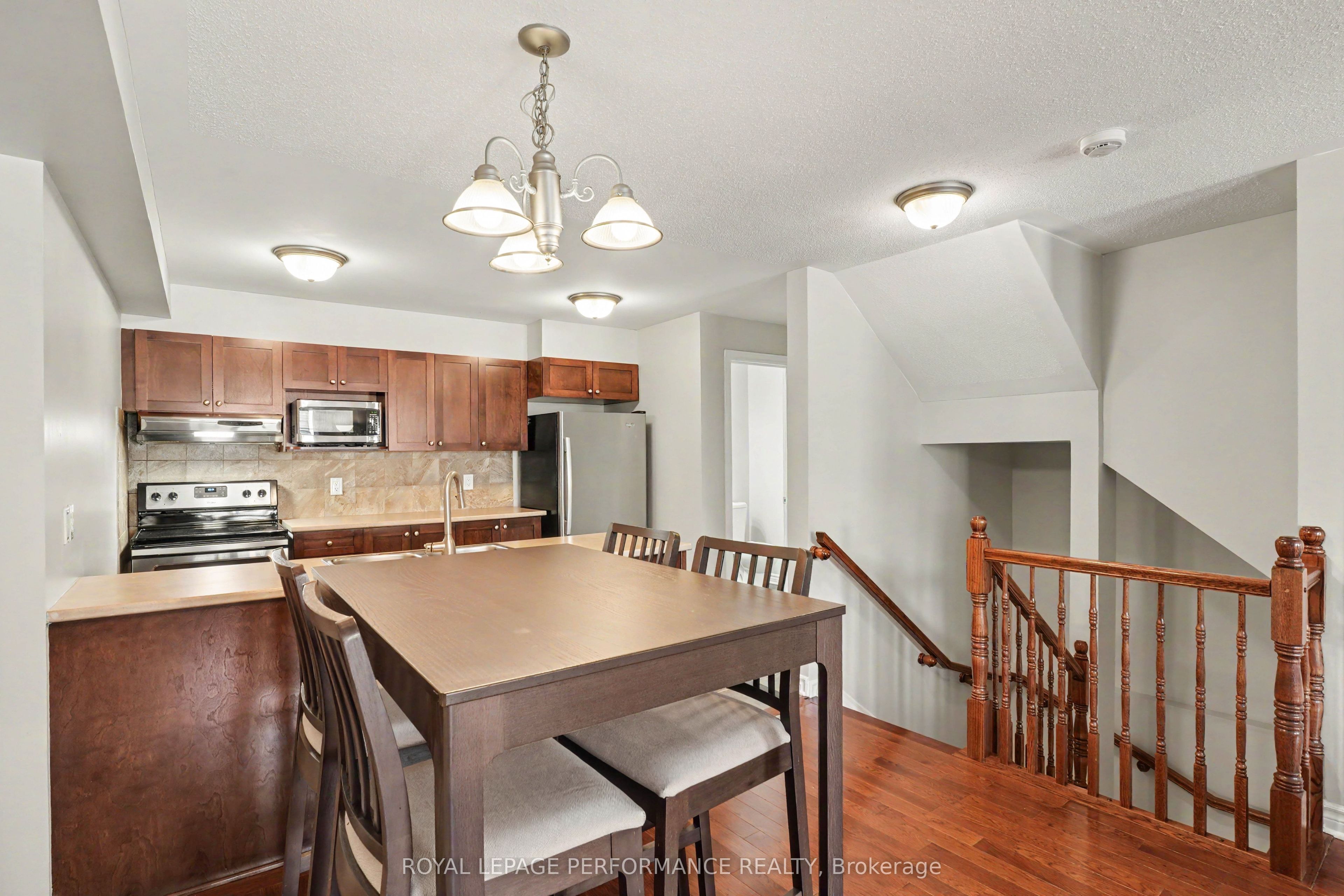269a Titanium Private Property Photo 8