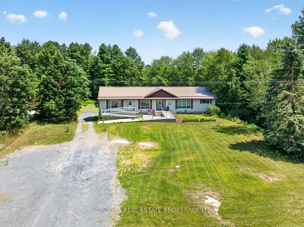 11703 Highway 41 Property Photo 1