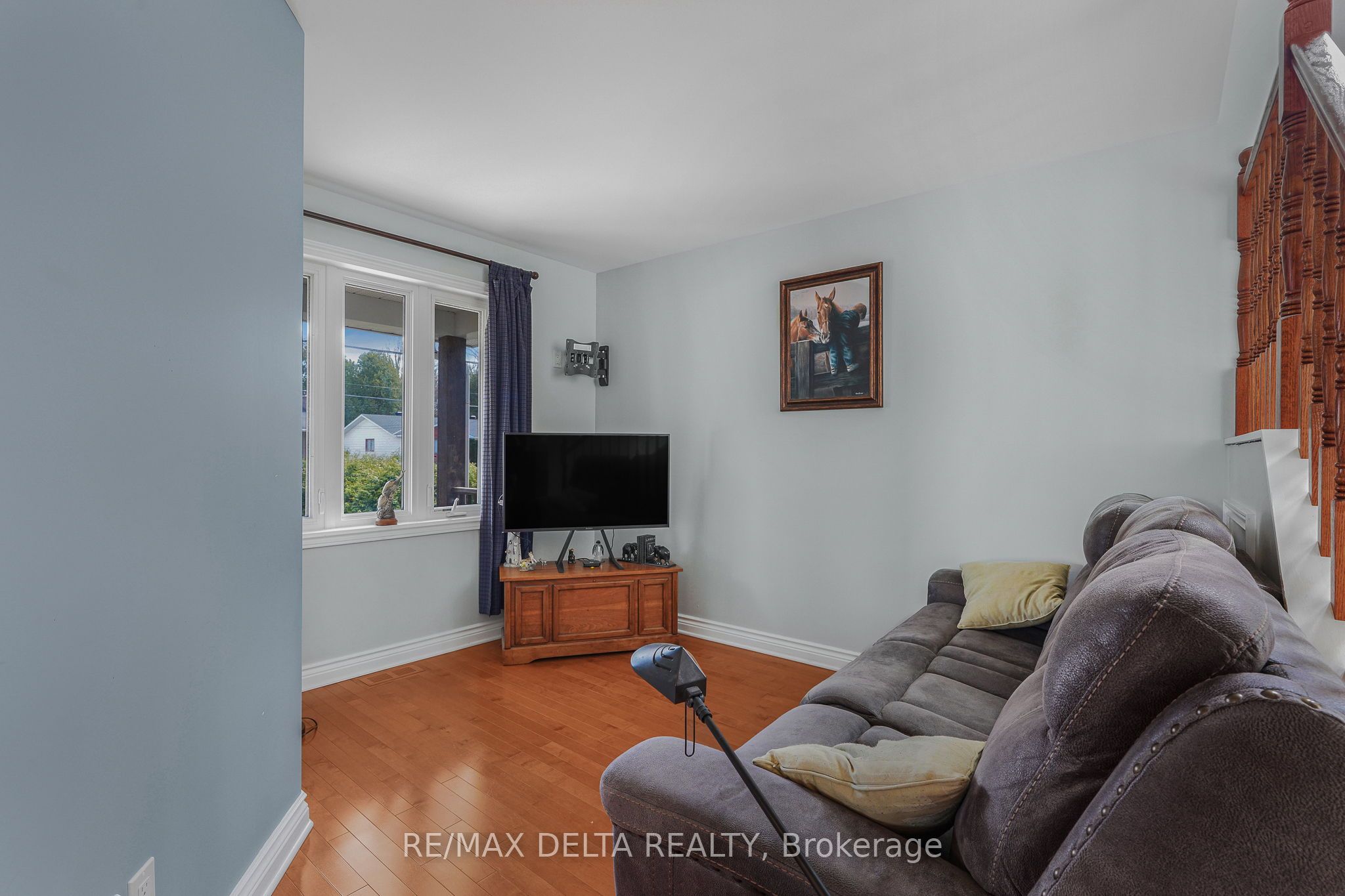 2567 Cleroux Crescent Property Photo 7