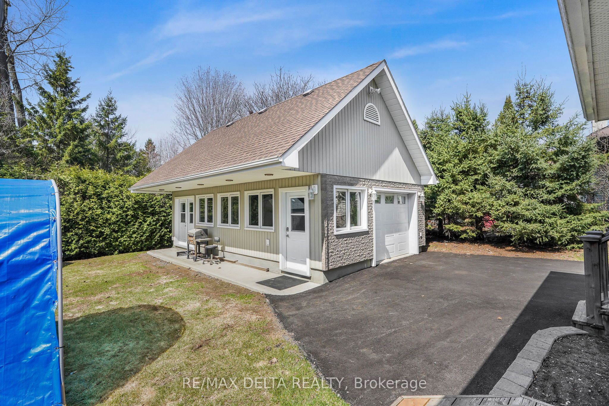 2567 Cleroux Crescent Property Photo 26