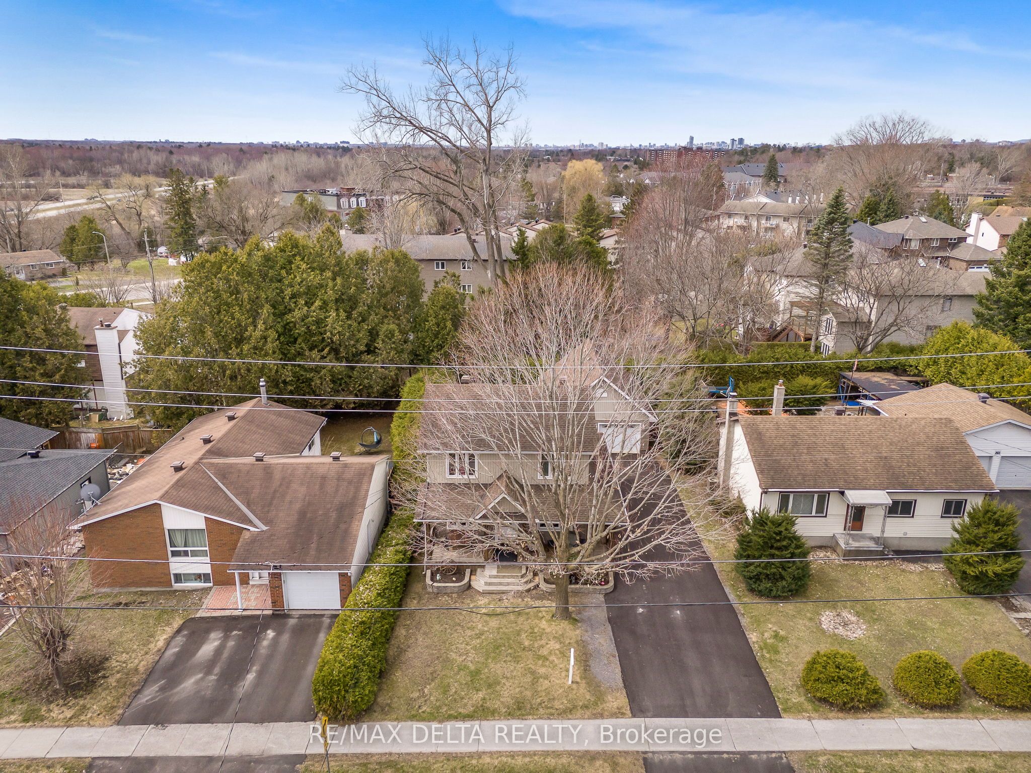 2567 Cleroux Crescent Property Photo 30