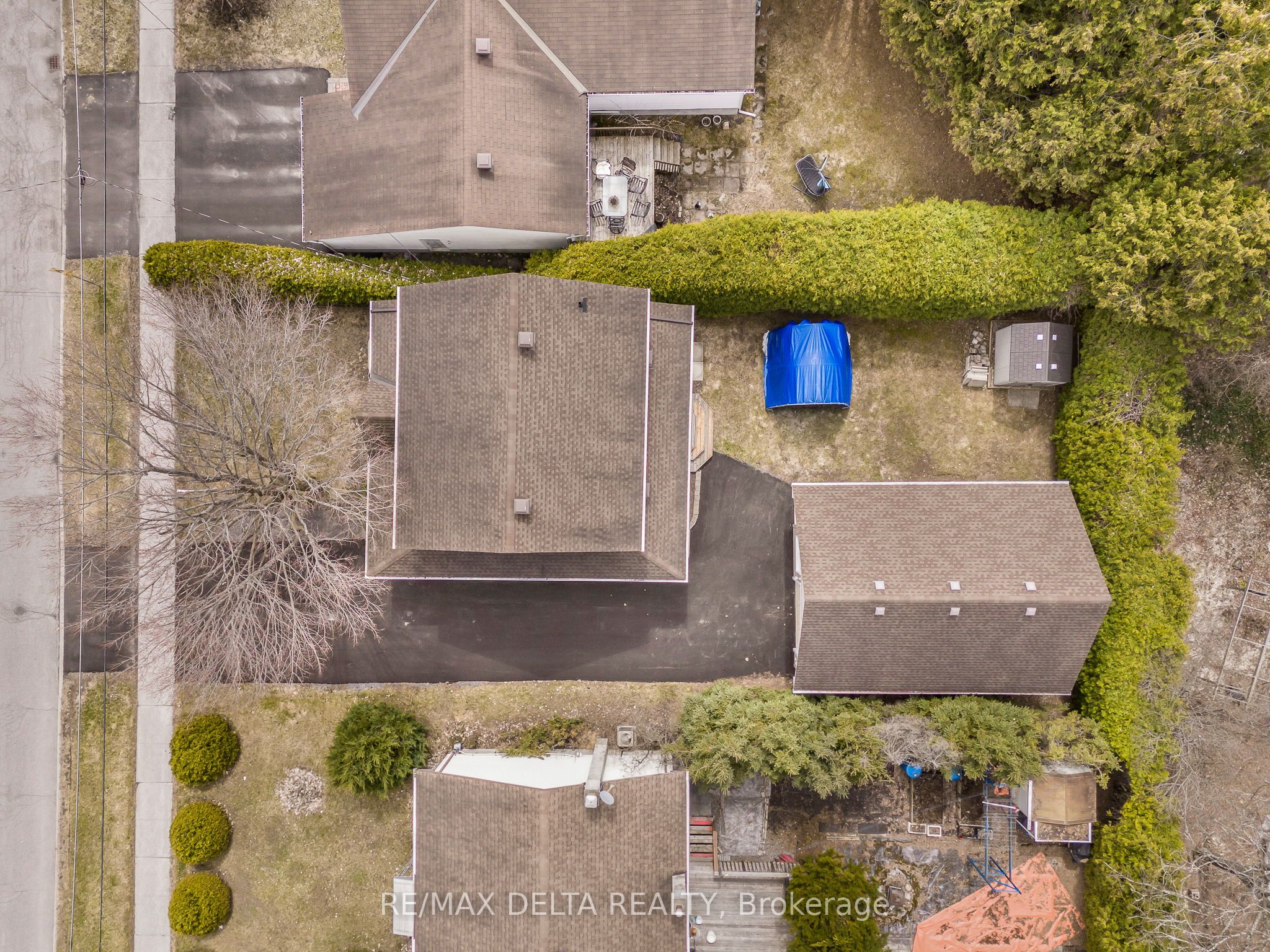 2567 Cleroux Crescent Property Photo 32