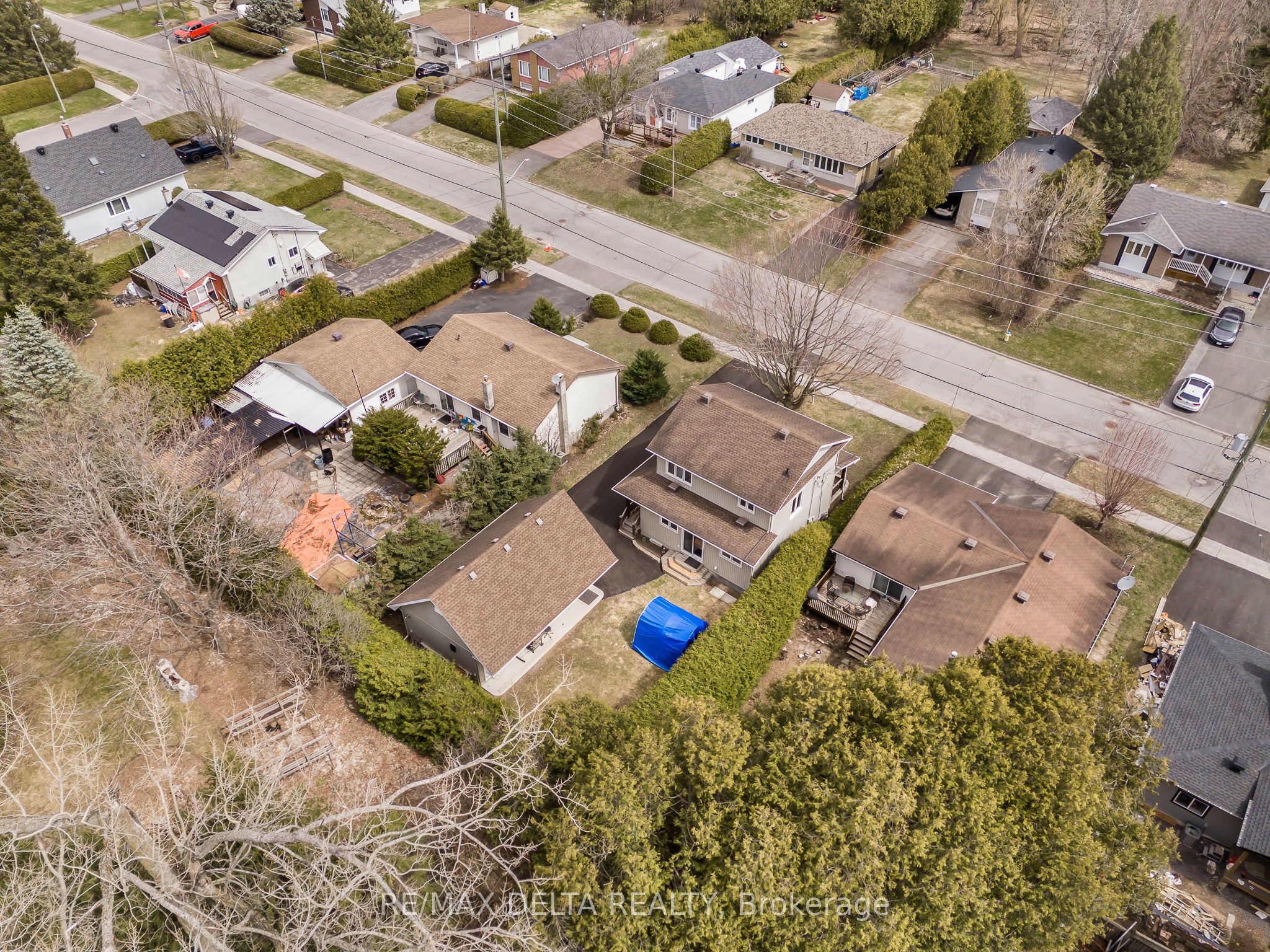 2567 Cleroux Crescent Property Photo 35