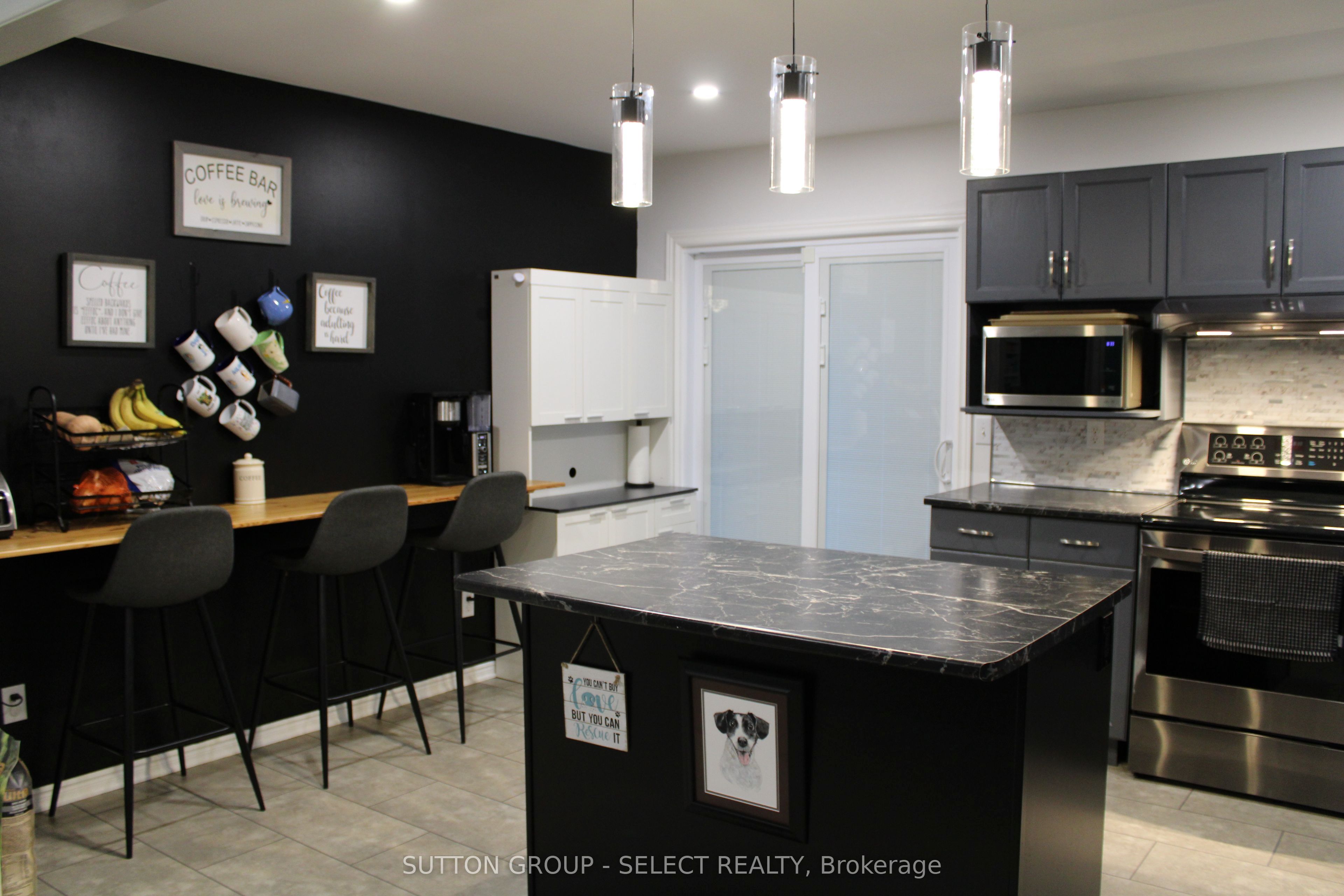 234 Parkview Drive Property Photo 8