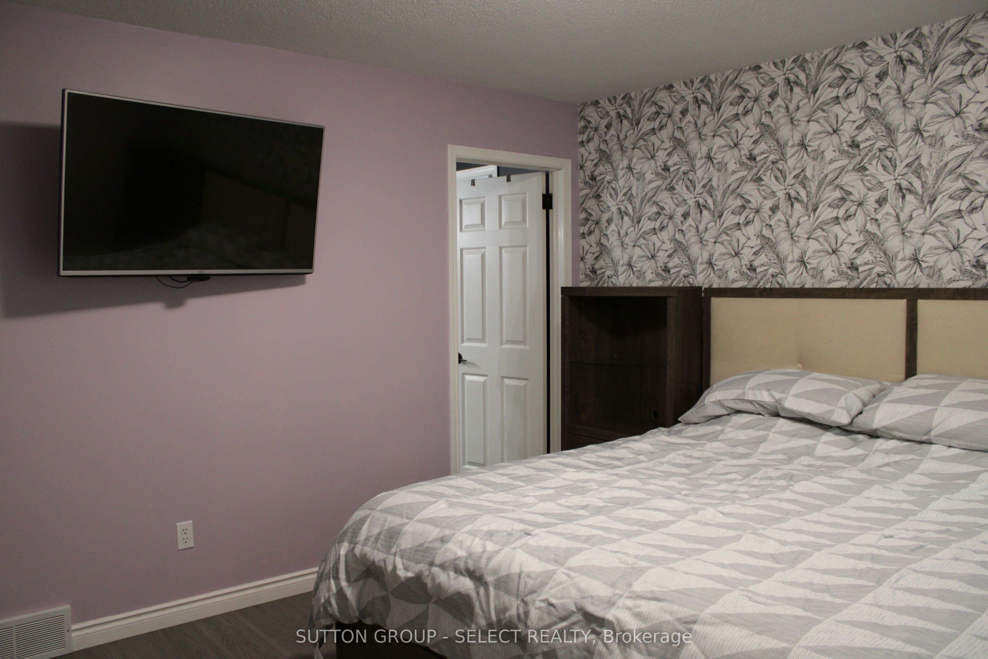 234 Parkview Drive Property Photo 10
