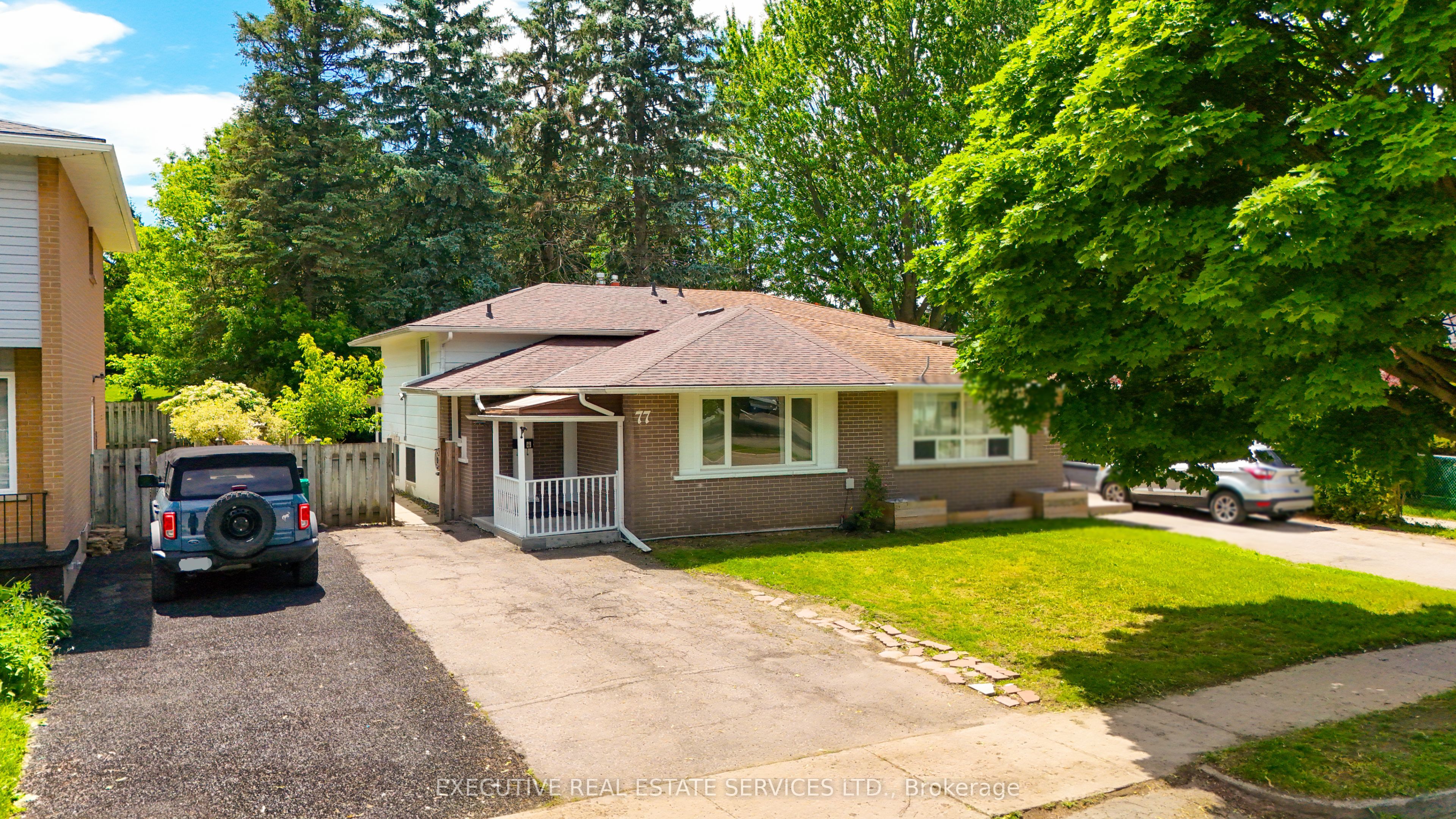 77 Overlea Drive Property Photo 3