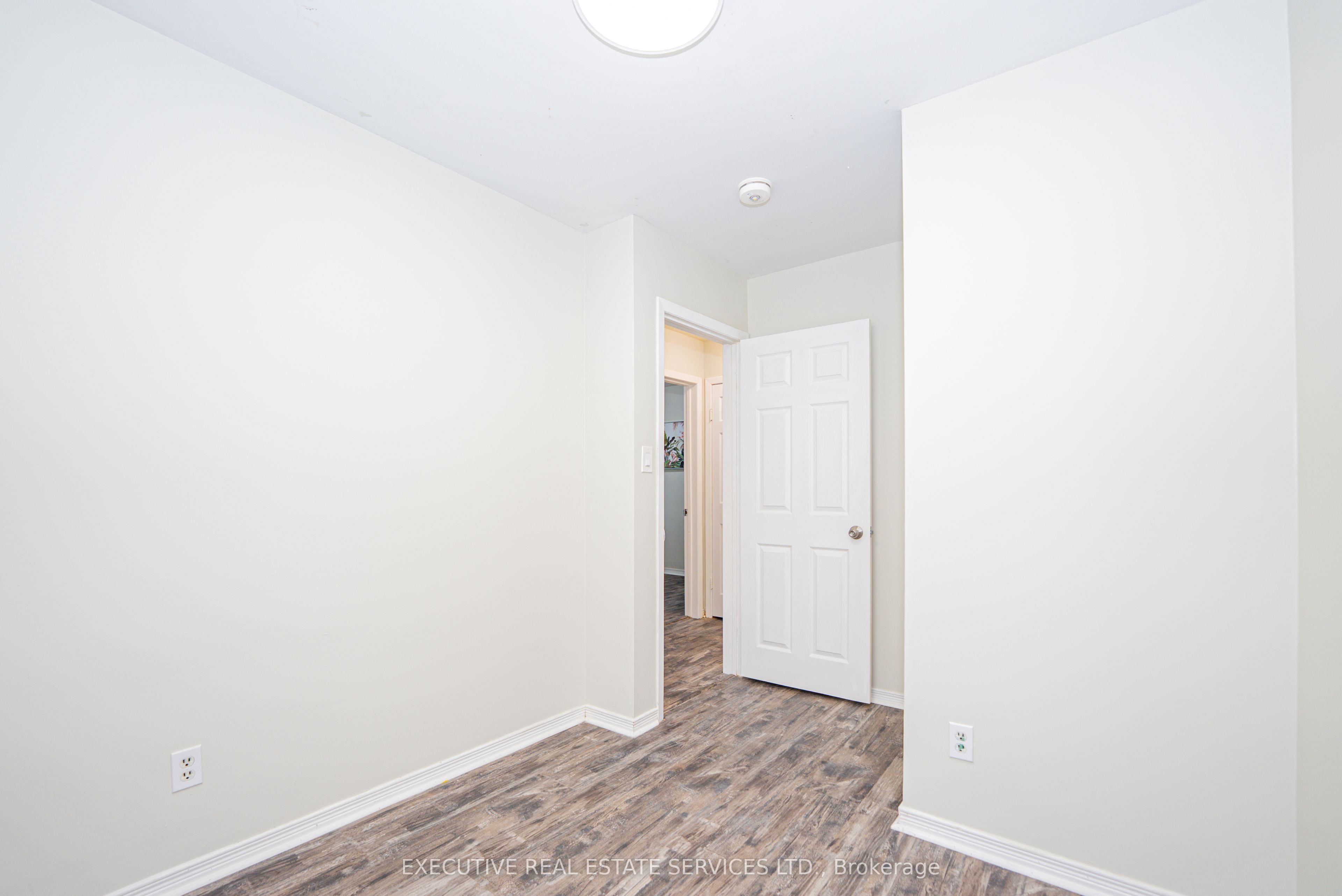 77 Overlea Drive Property Photo 23