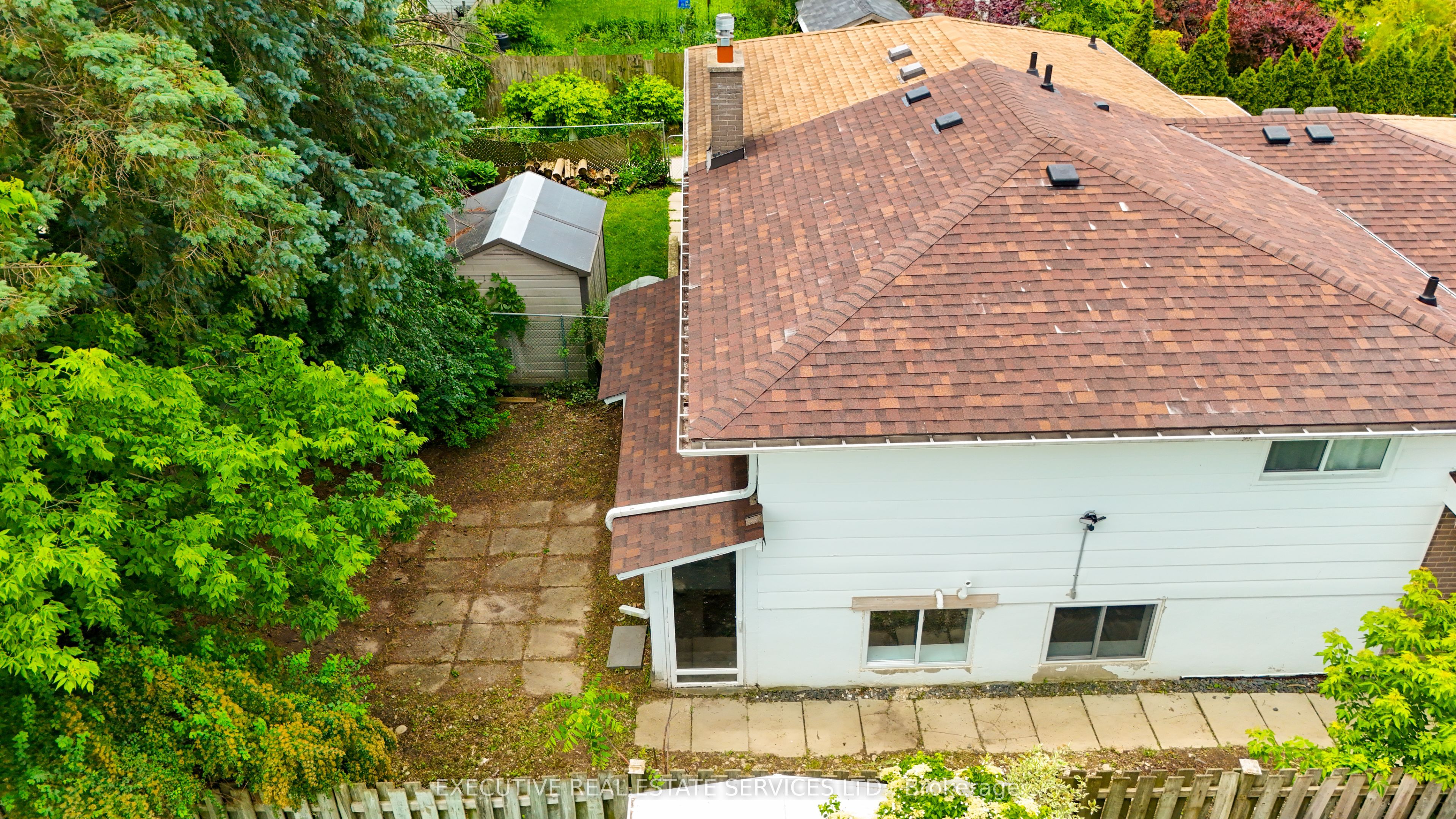 77 Overlea Drive Property Photo 26