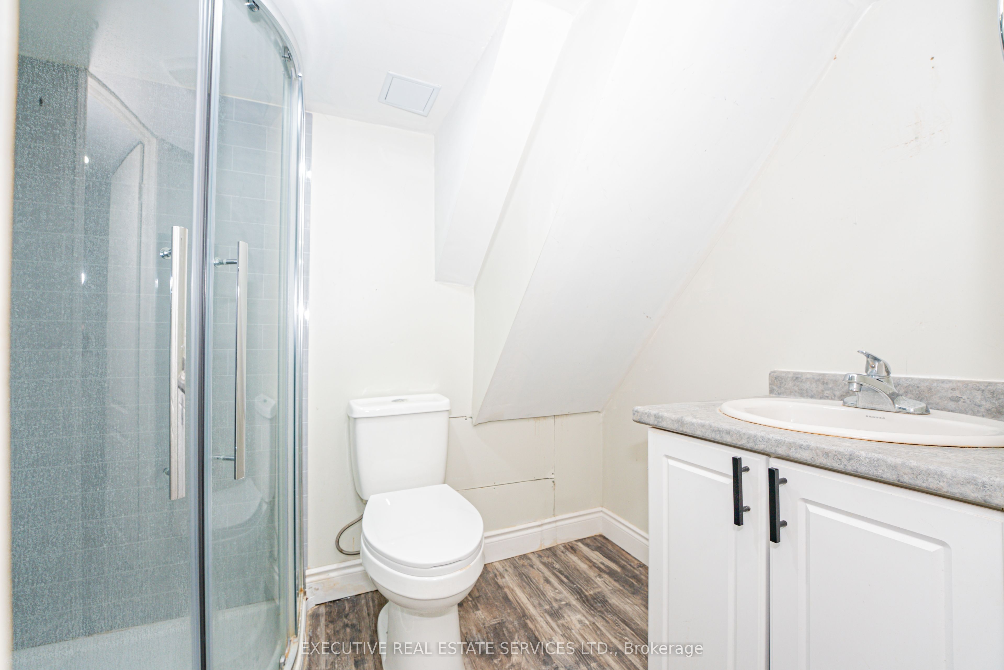 77 Overlea Drive Property Photo 34
