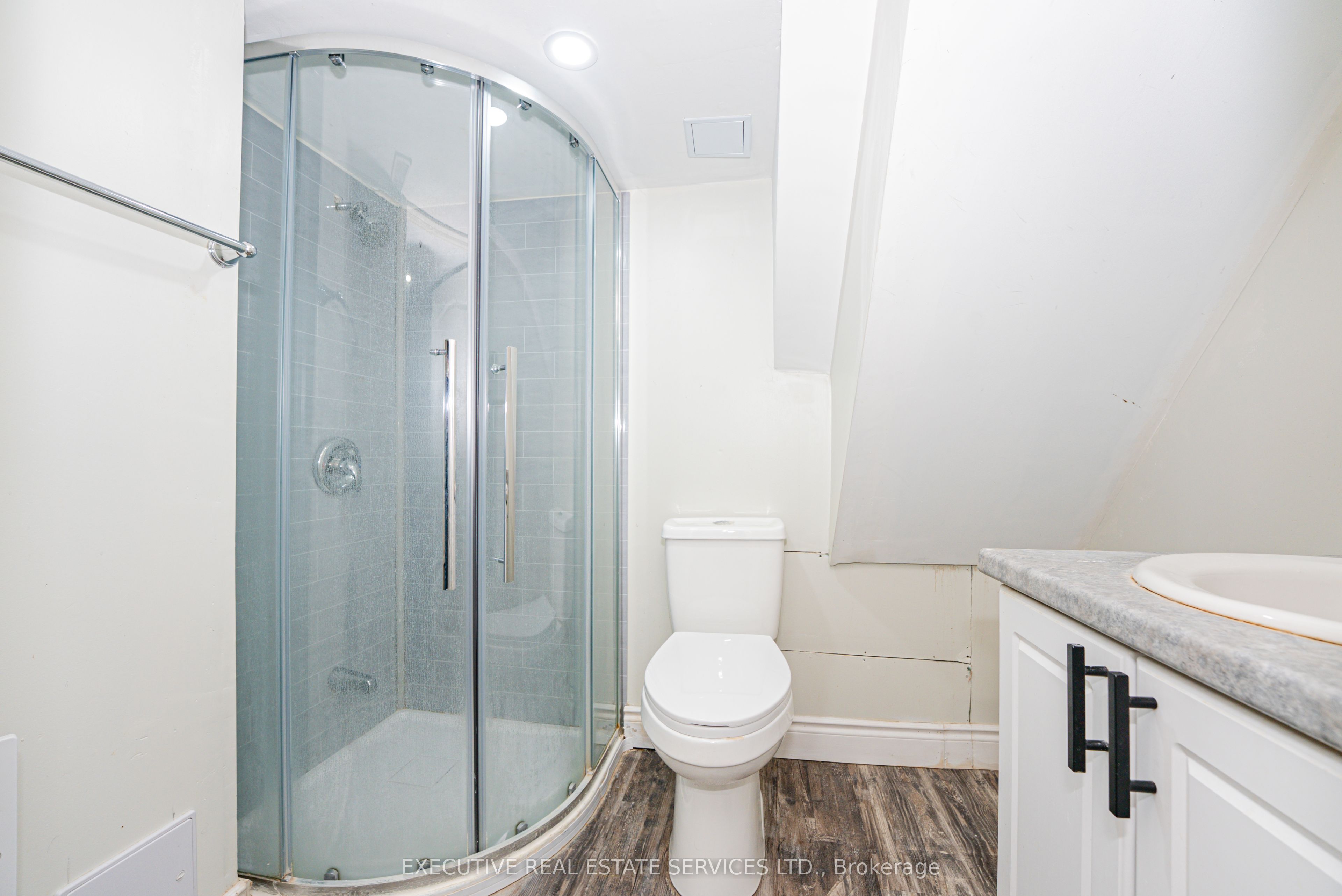 77 Overlea Drive Property Photo 35