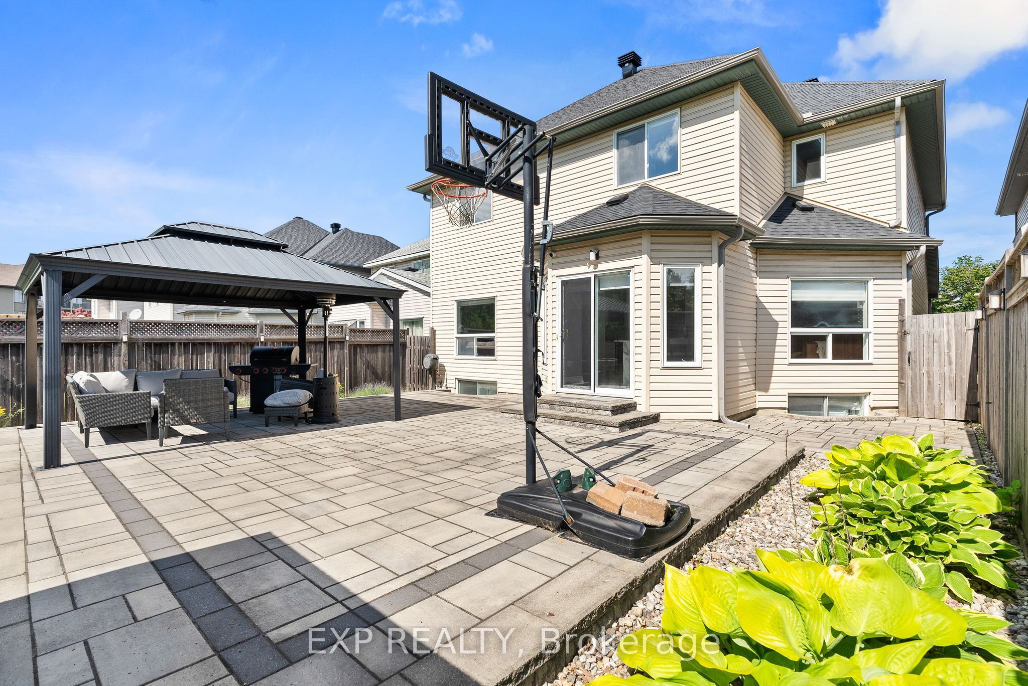 112 Redcliff Avenue Property Photo 4