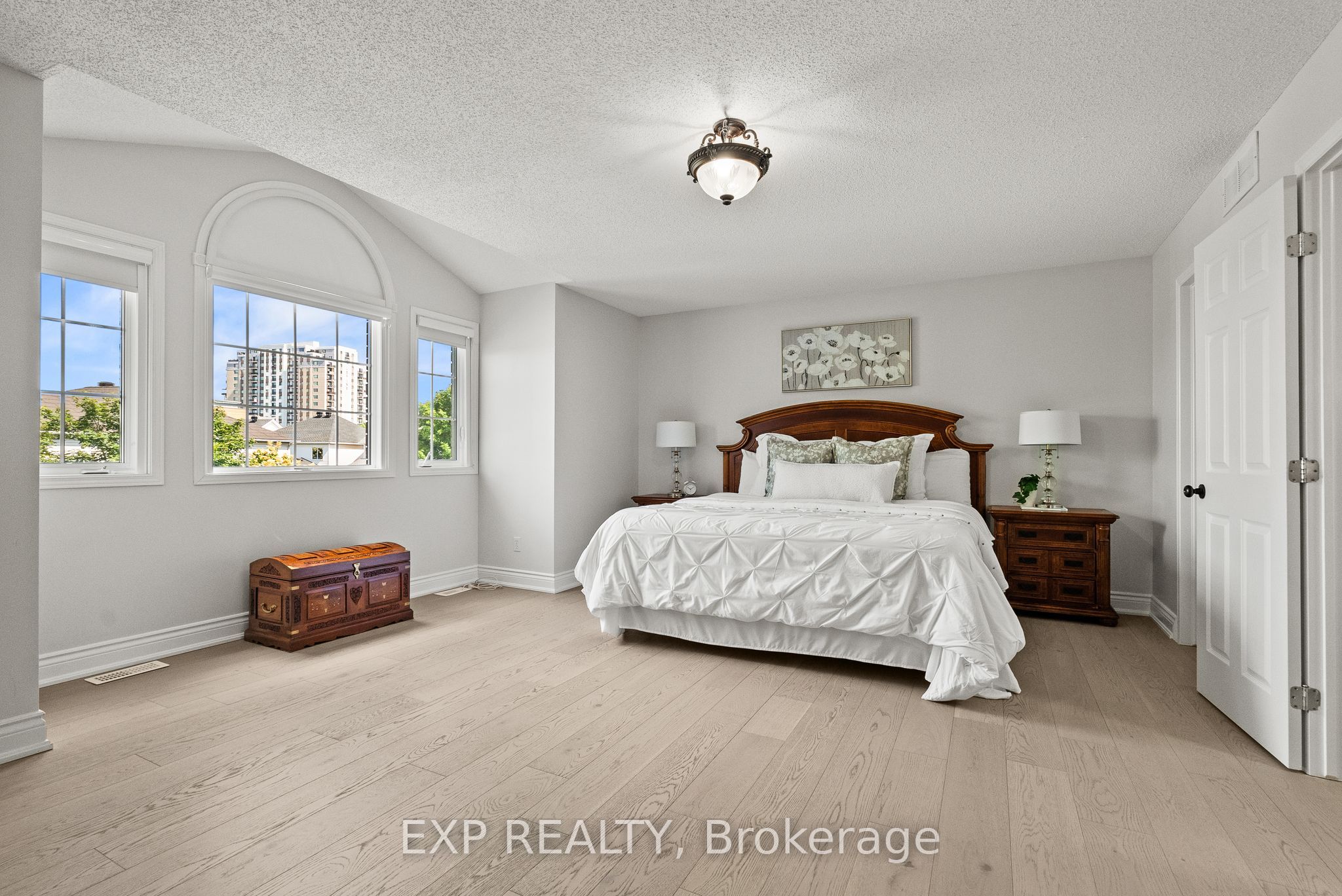 112 Redcliff Avenue Property Photo 29