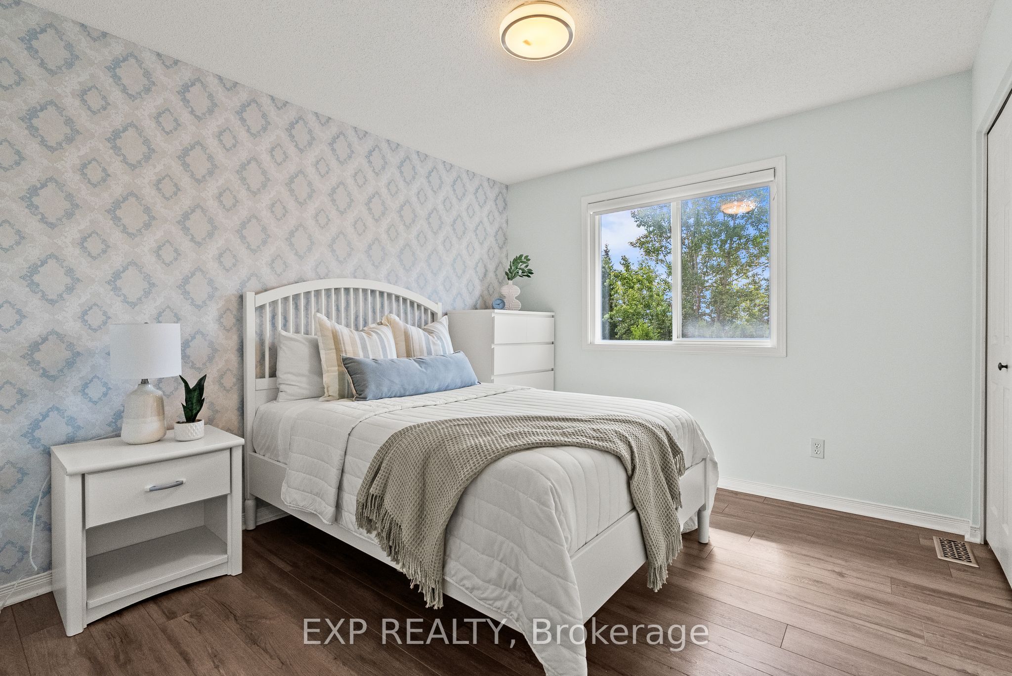 112 Redcliff Avenue Property Photo 33