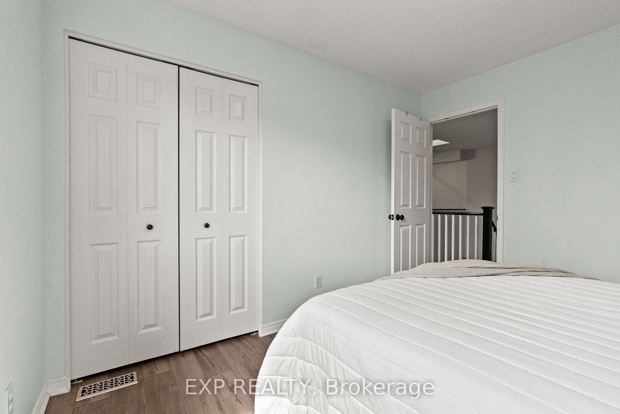 112 Redcliff Avenue Property Photo 34