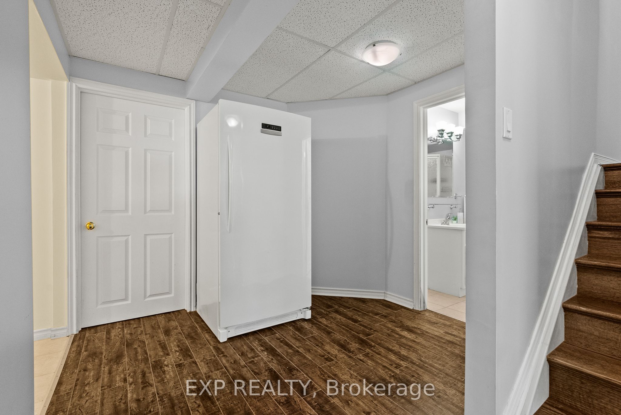 112 Redcliff Avenue Property Photo 38