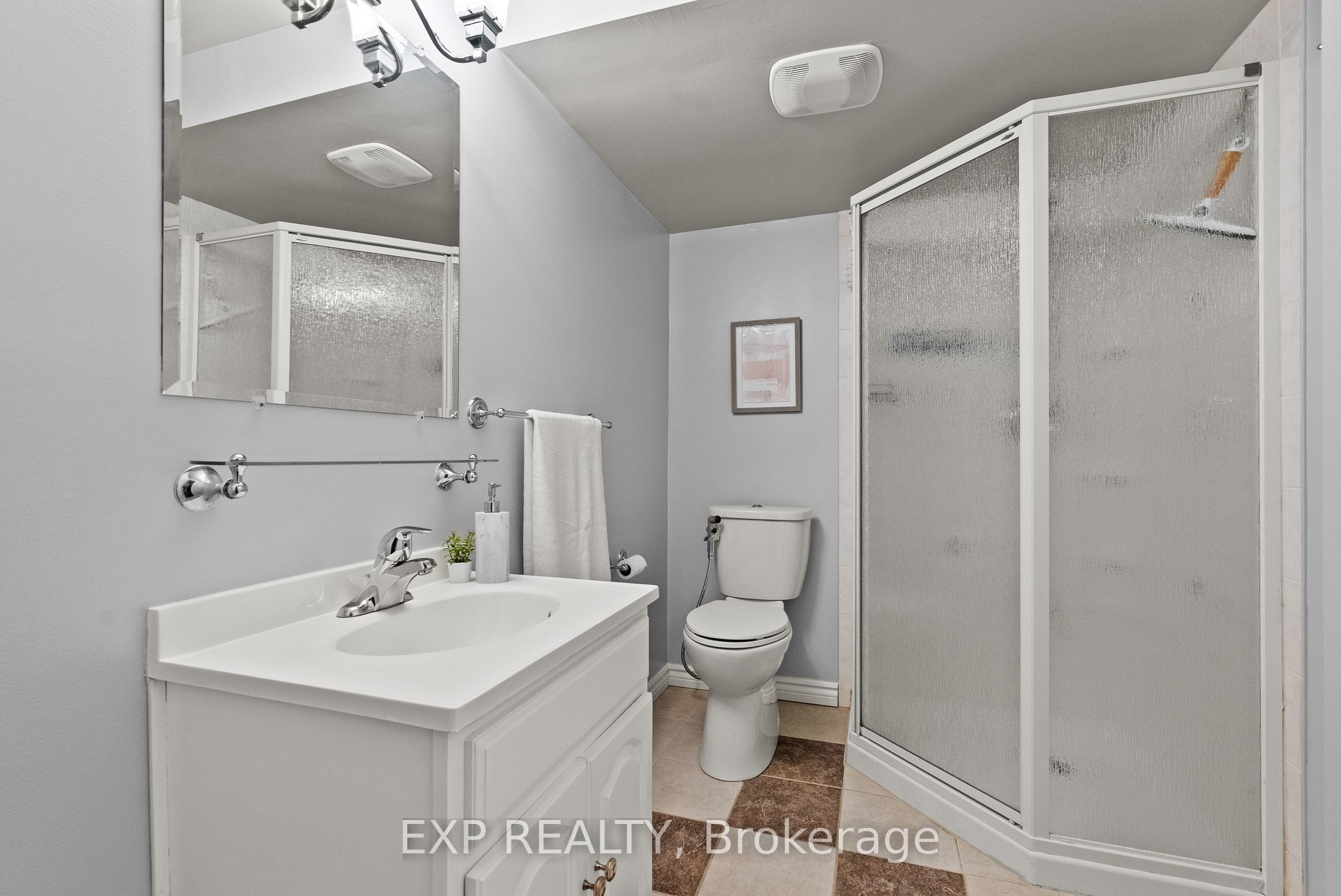 112 Redcliff Avenue Property Photo 39
