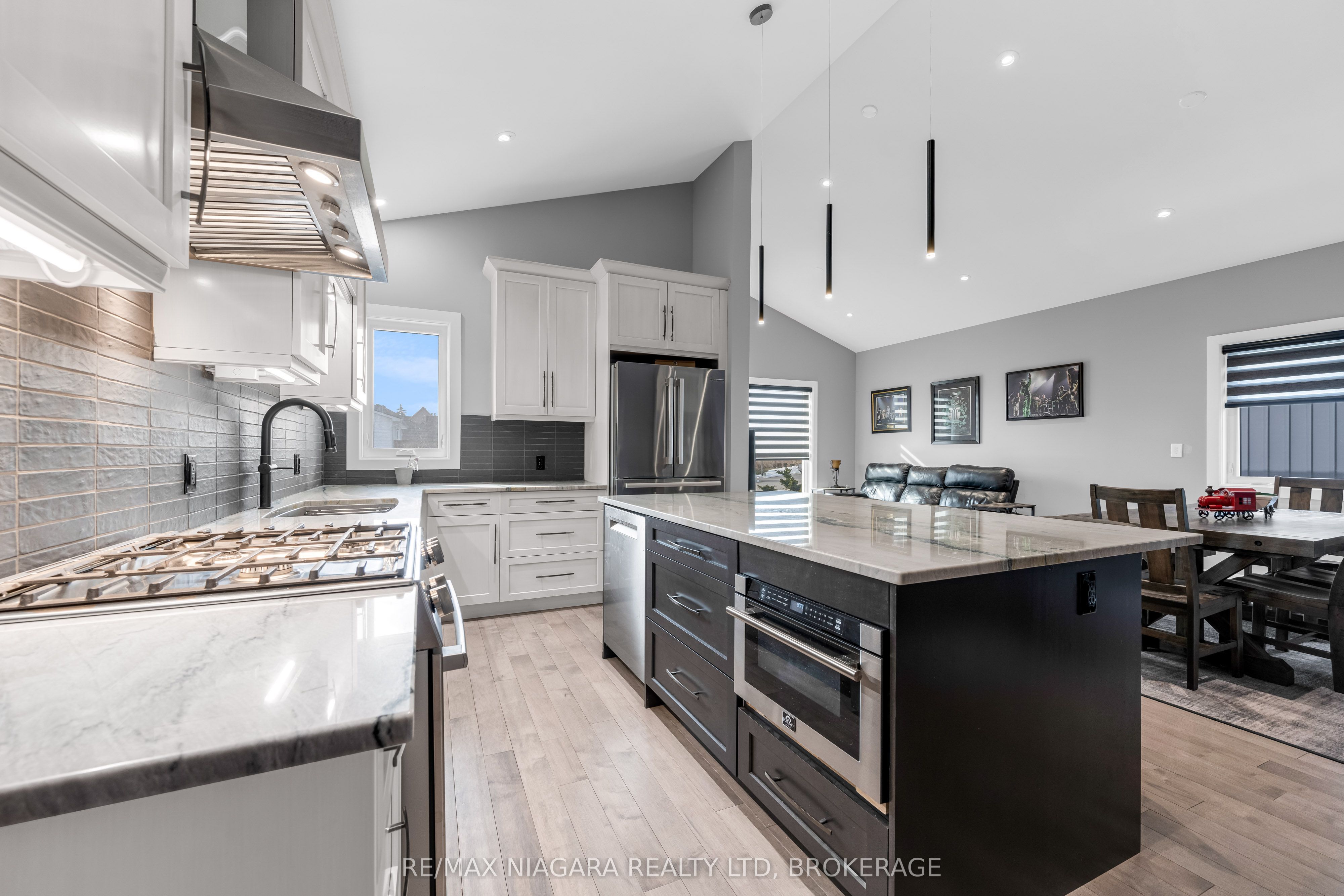 5 Heron Pointe Road Property Photo 14