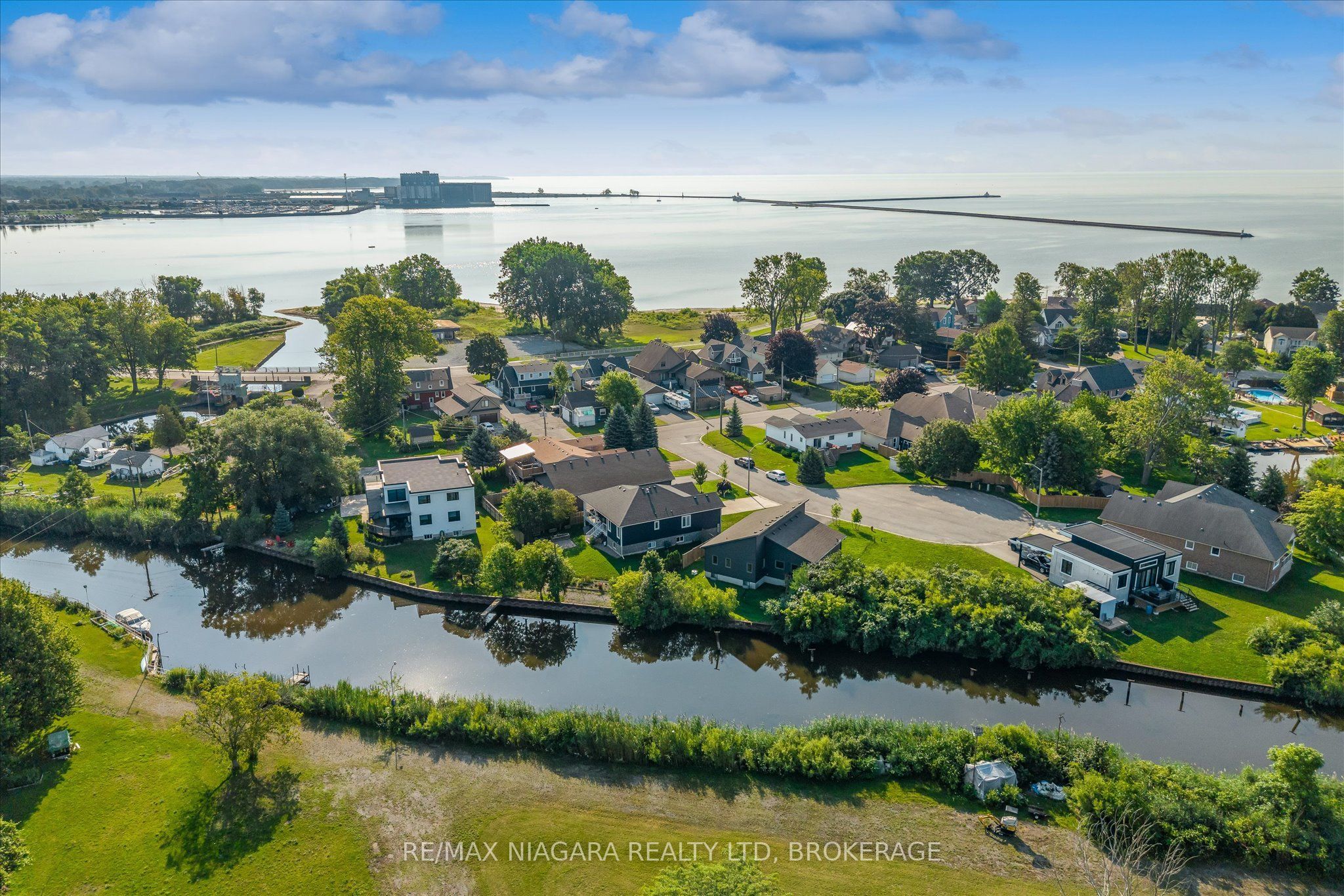 5 Heron Pointe Road Property Photo 41