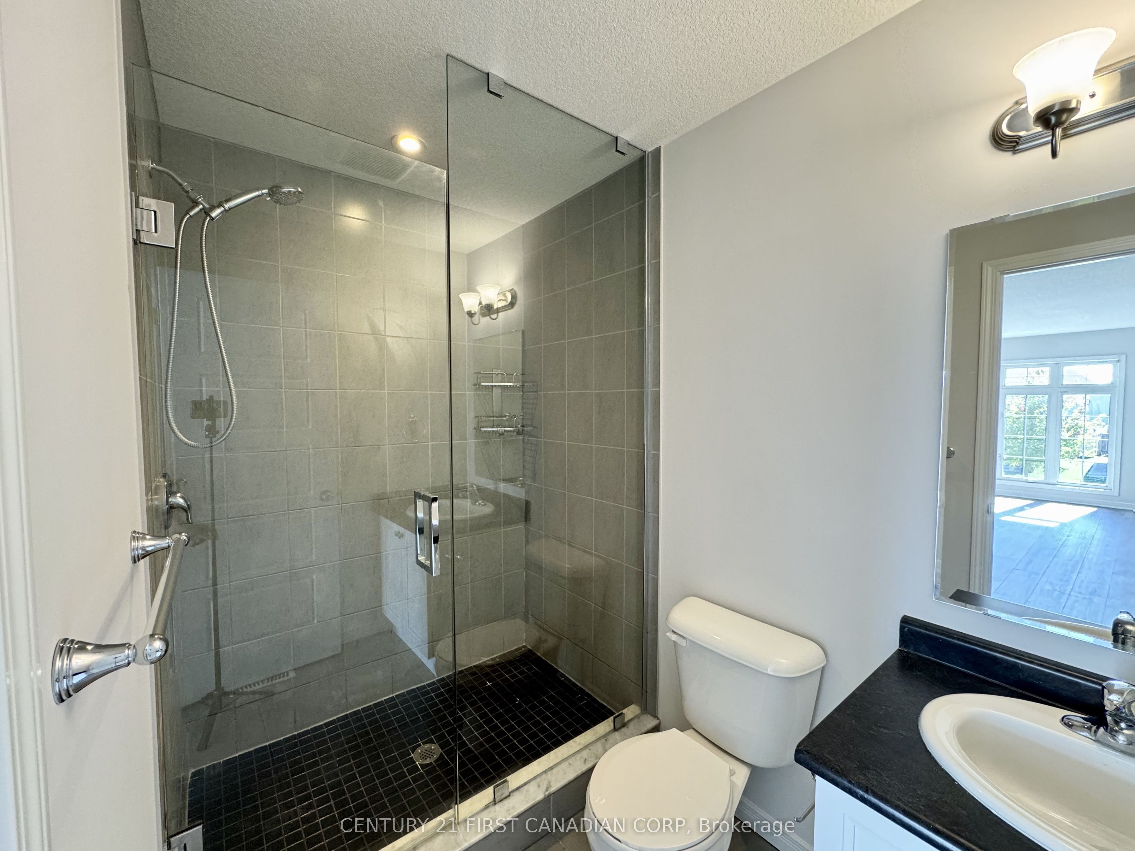 3186 Singleton Avenue Property Photo 15