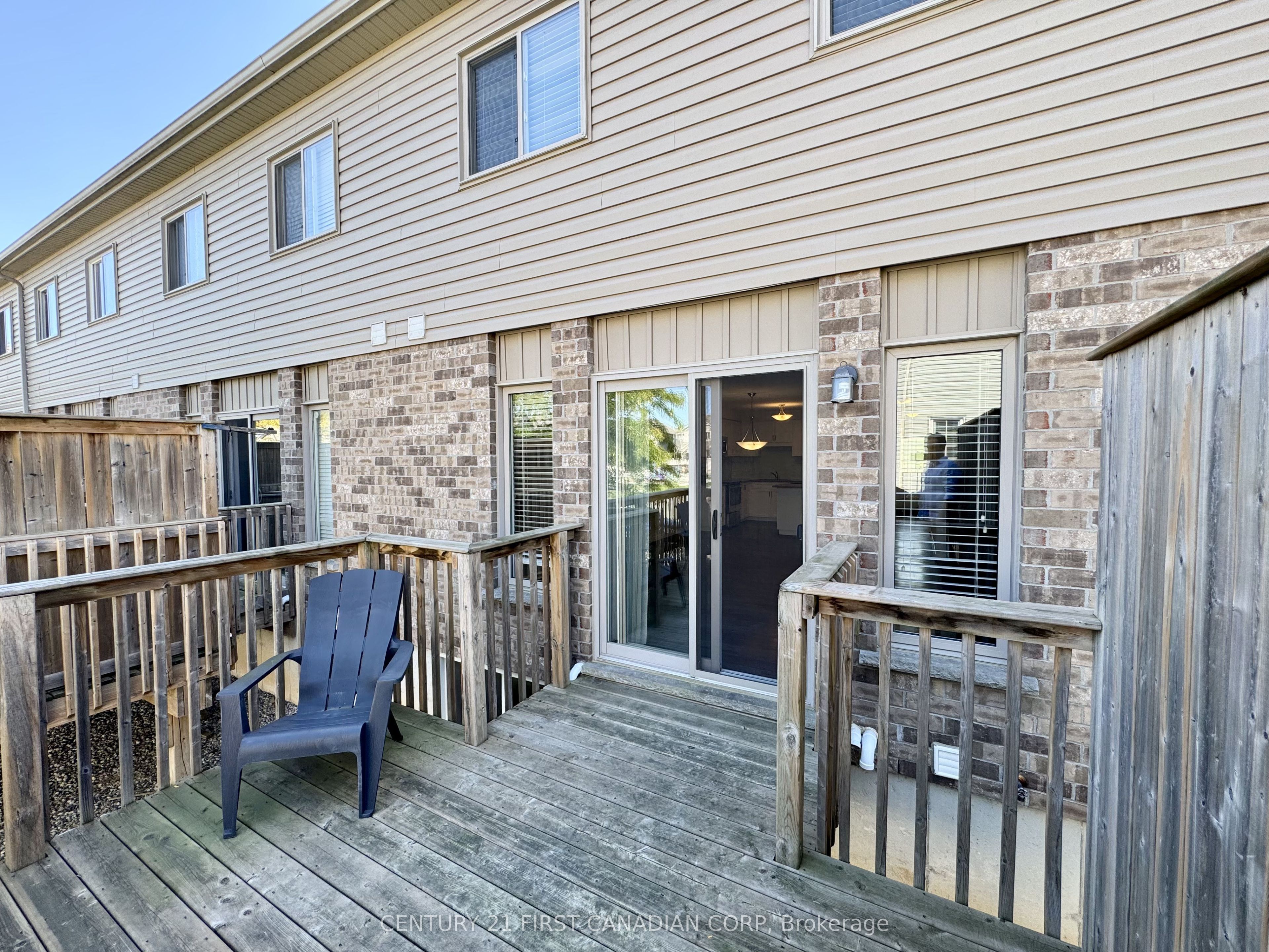 3186 Singleton Avenue Property Photo 23