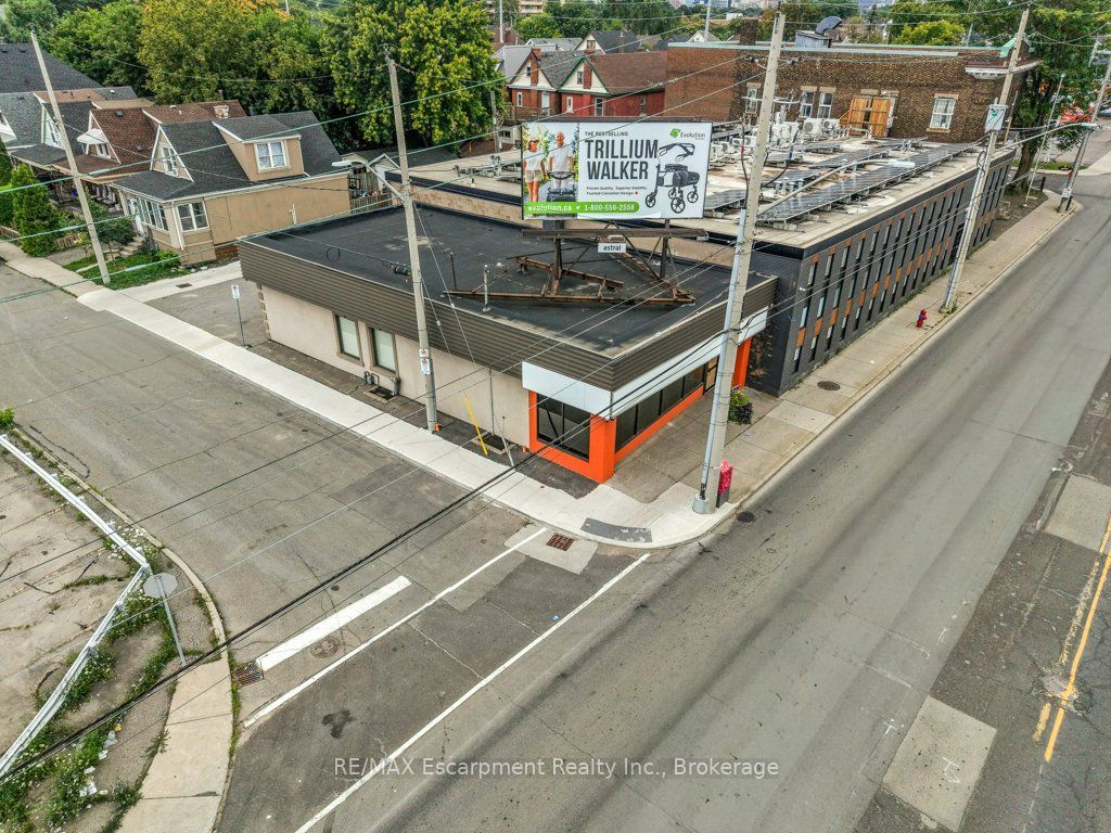 590 Barton Street E Property Photo 40