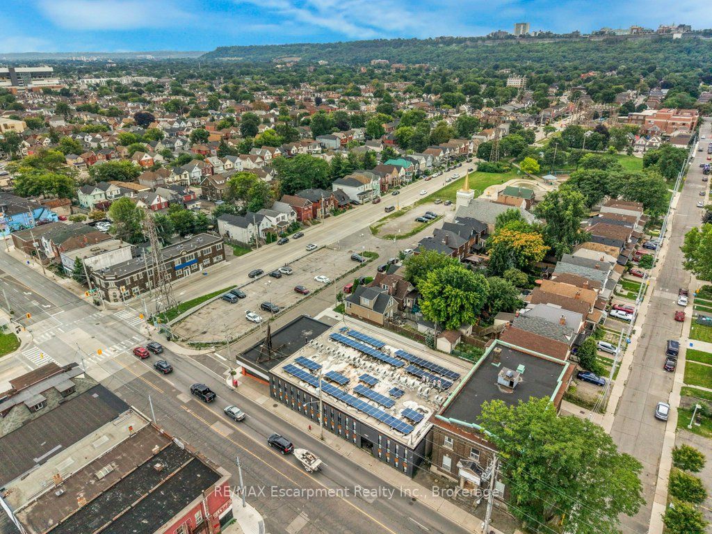 590 Barton Street E Property Photo 42
