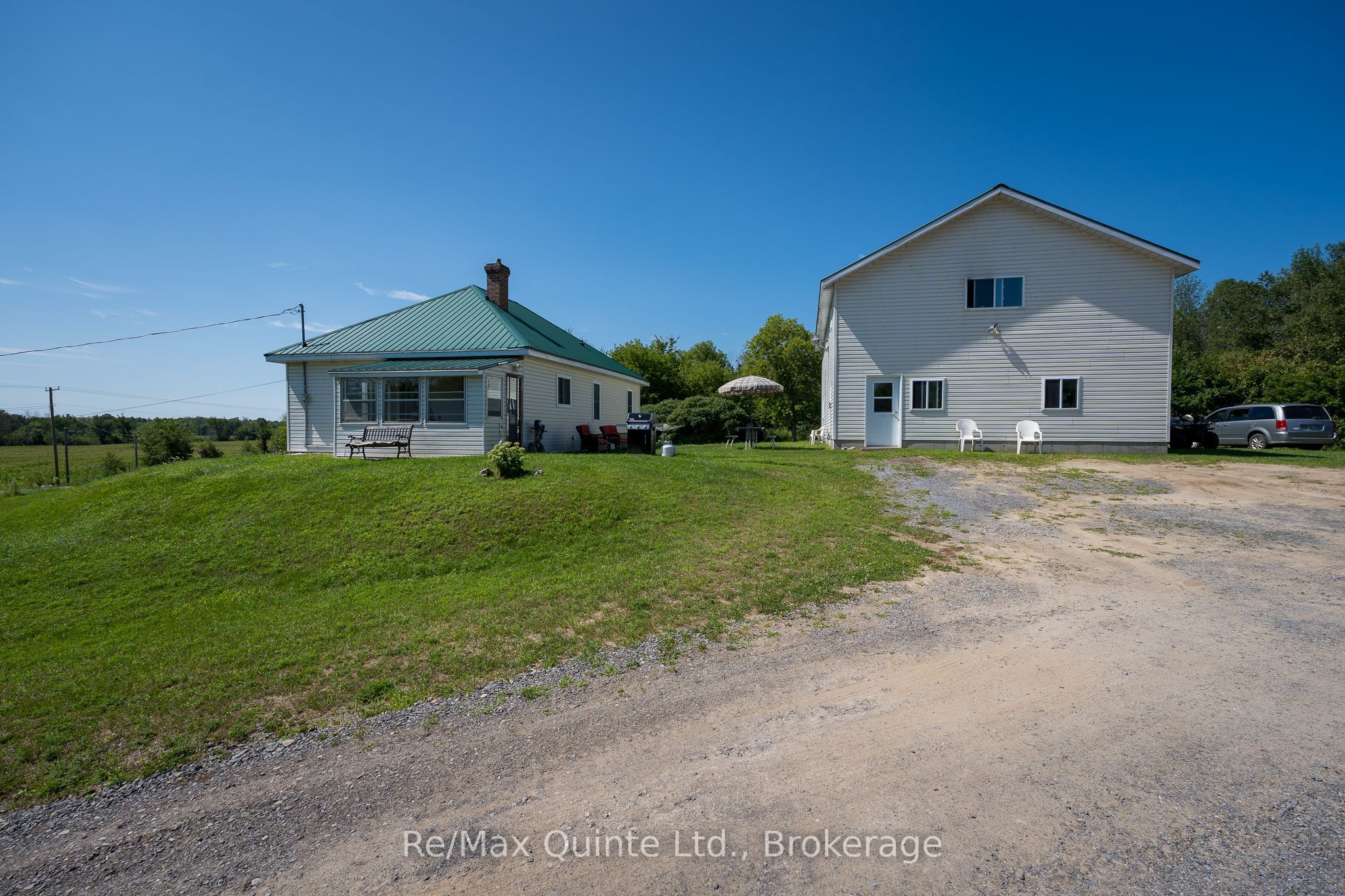 1477 Sulphide Road Property Photo 2