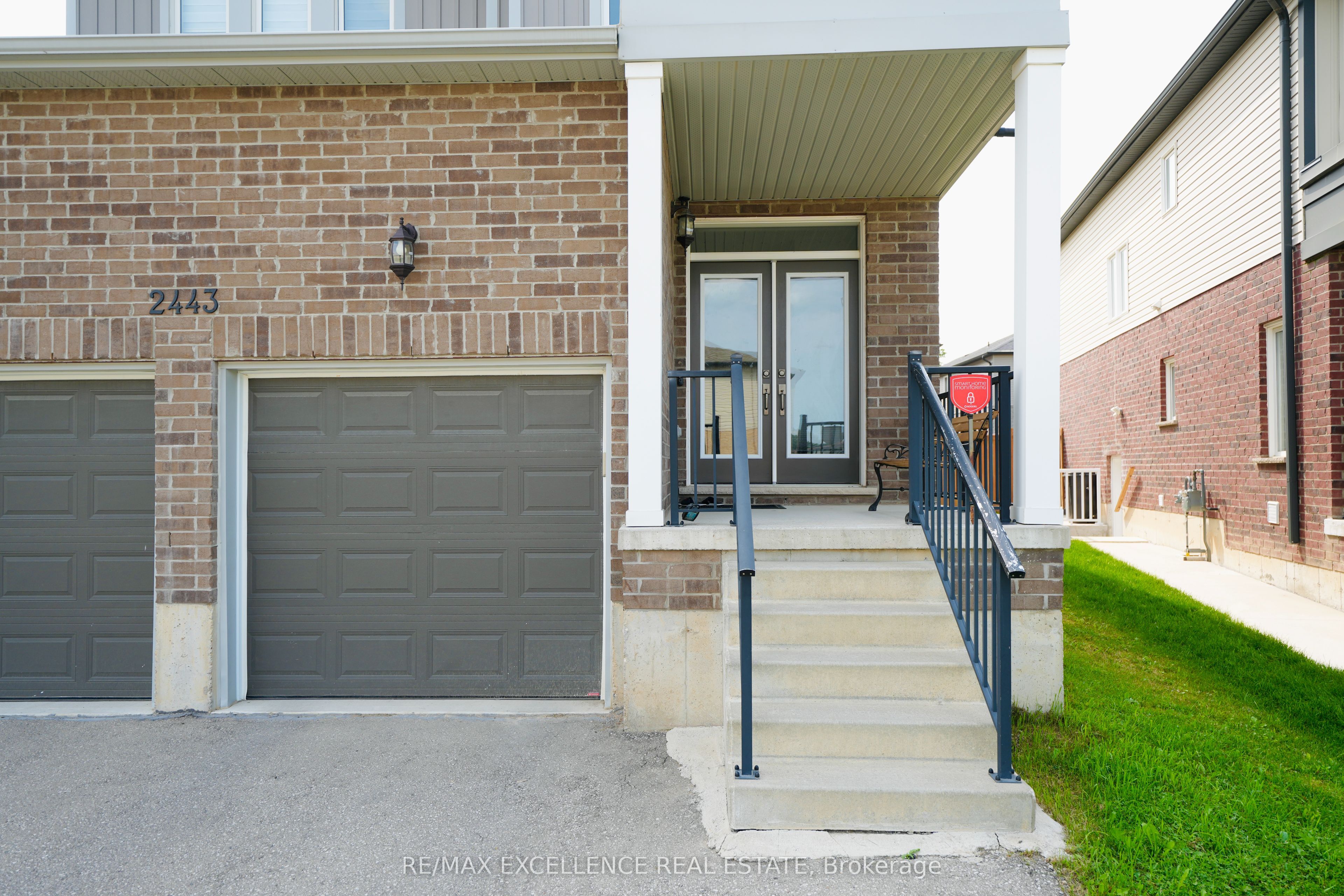 2443 Bennett Cross Property Photo 4