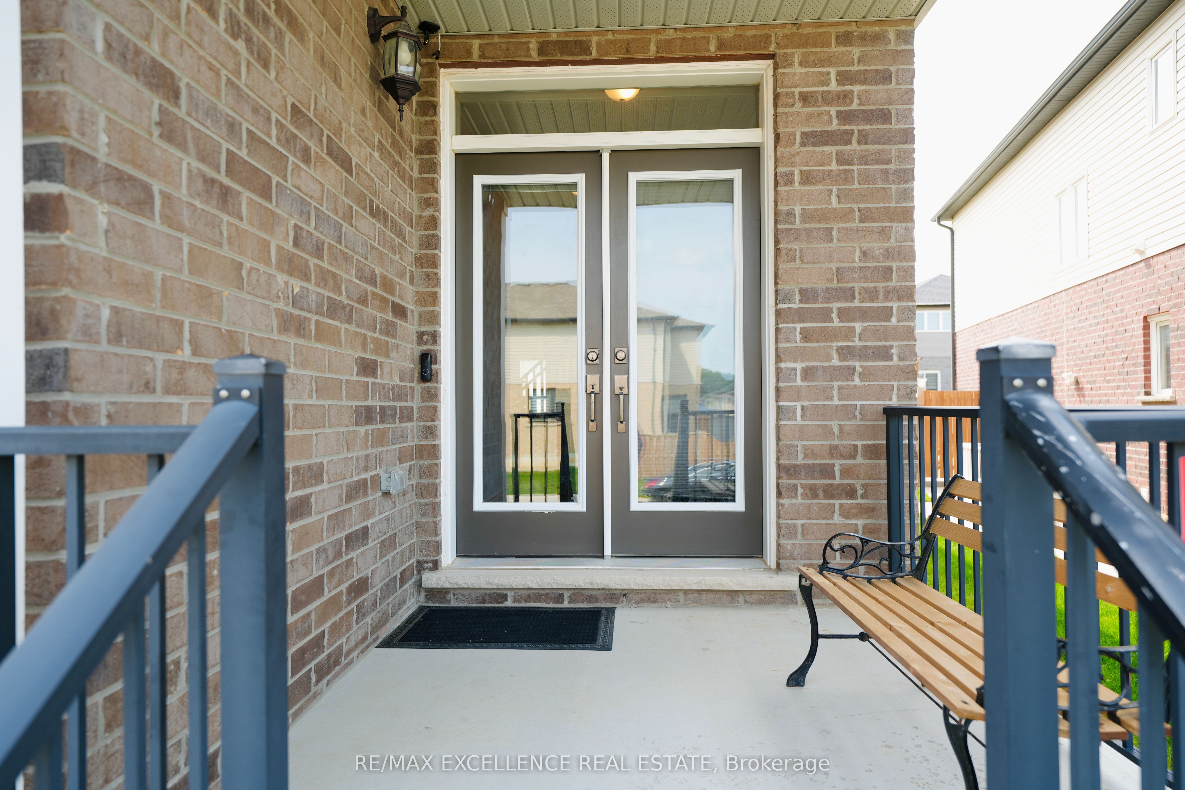 2443 Bennett Cross Property Photo 5
