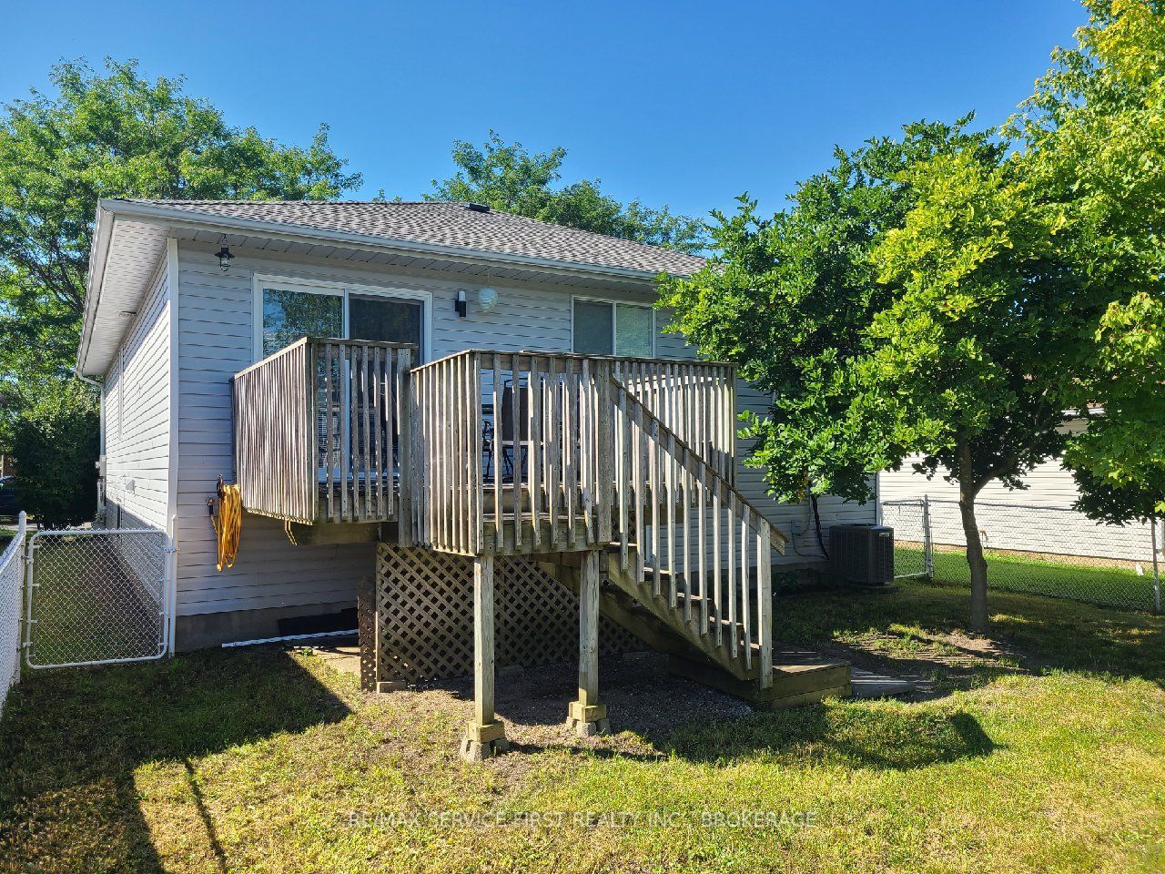 236 Langfield Street Property Photo 2