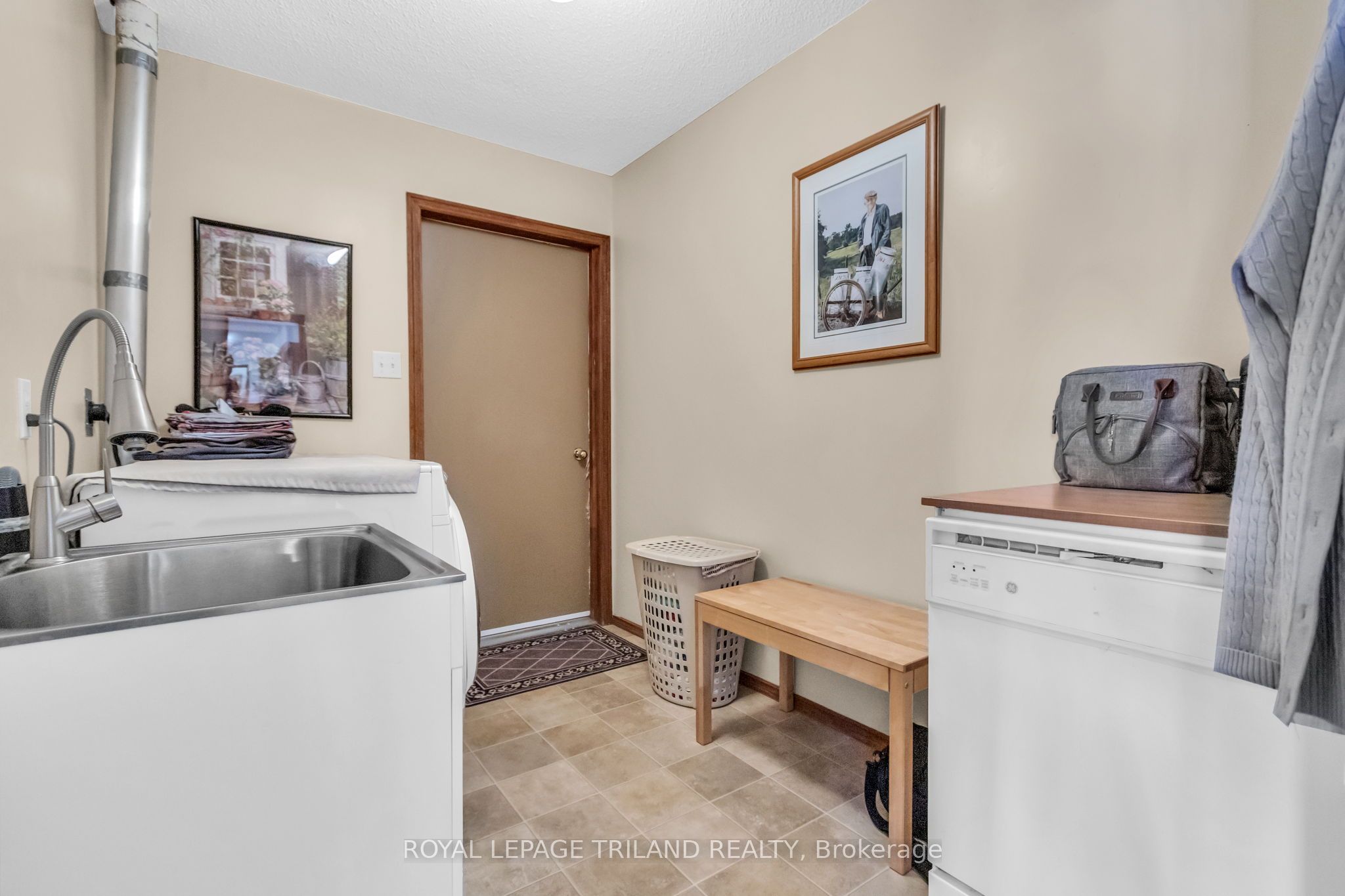 5257 Cliff Road Property Photo 28