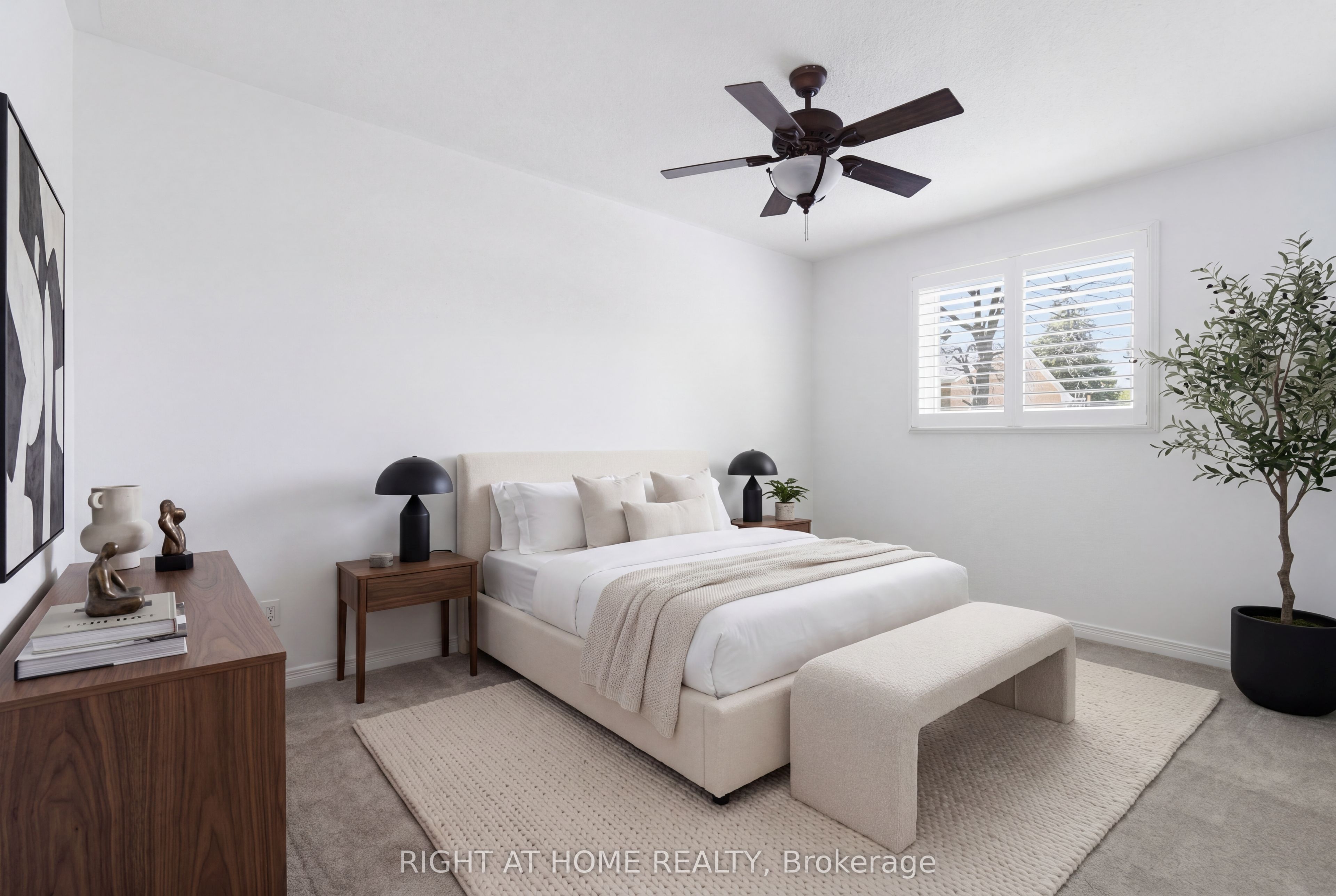 341 Rexford Drive Property Photo 19