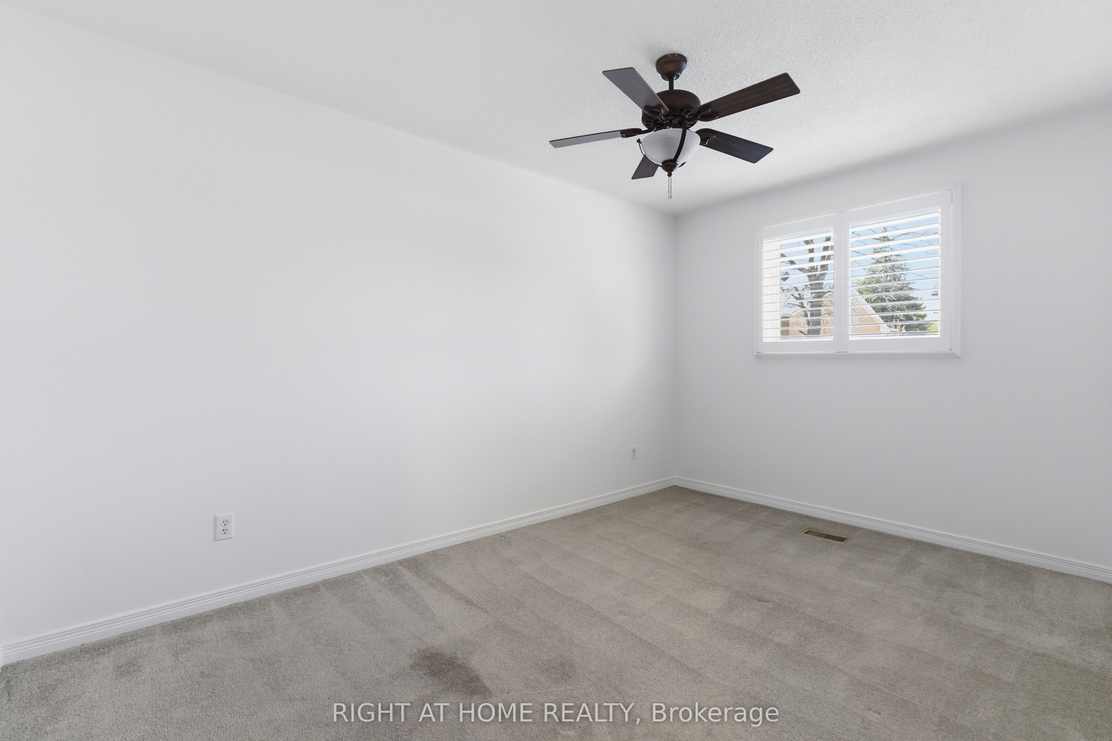 341 Rexford Drive Property Photo 20