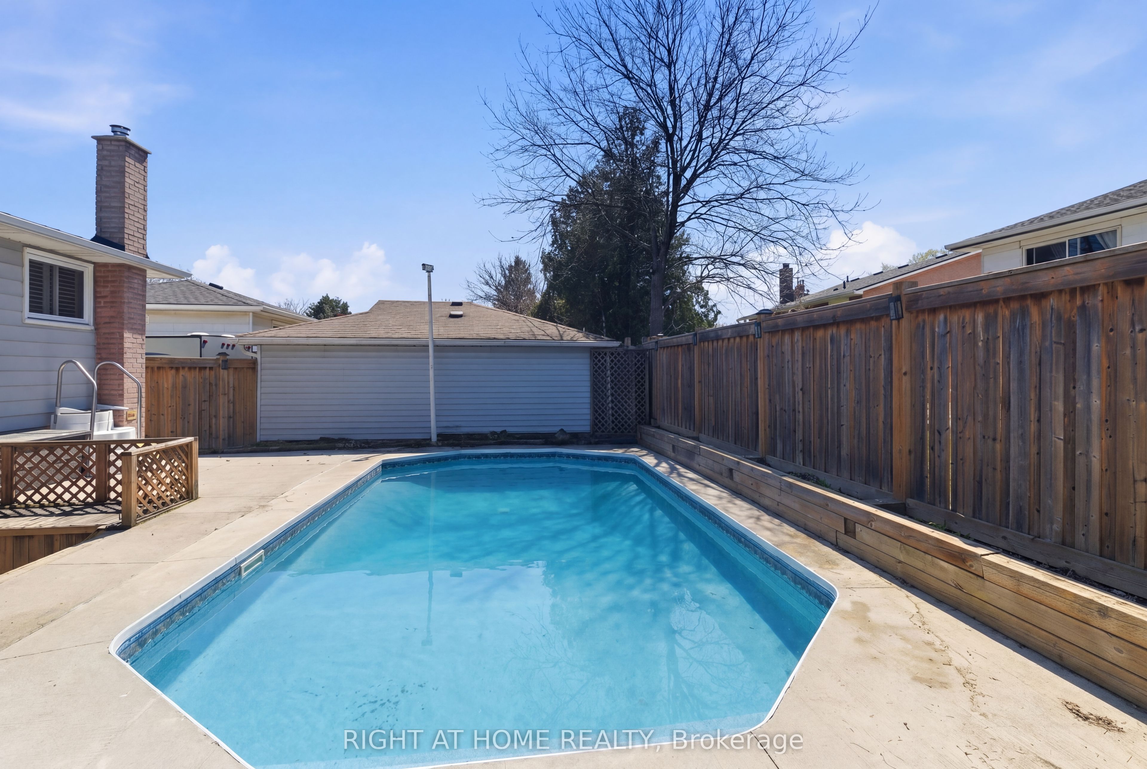 341 Rexford Drive Property Photo 42