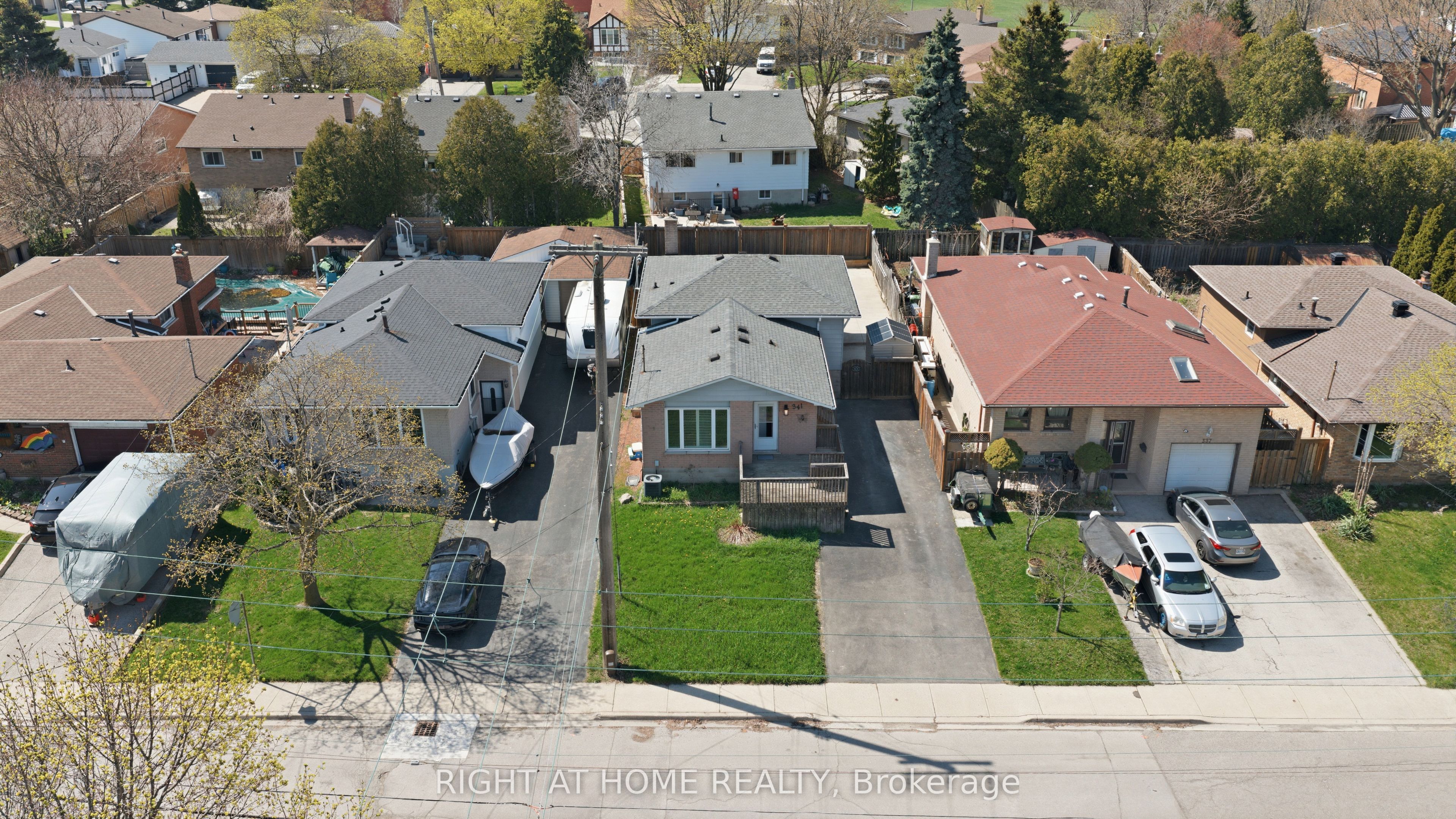 341 Rexford Drive Property Photo 48