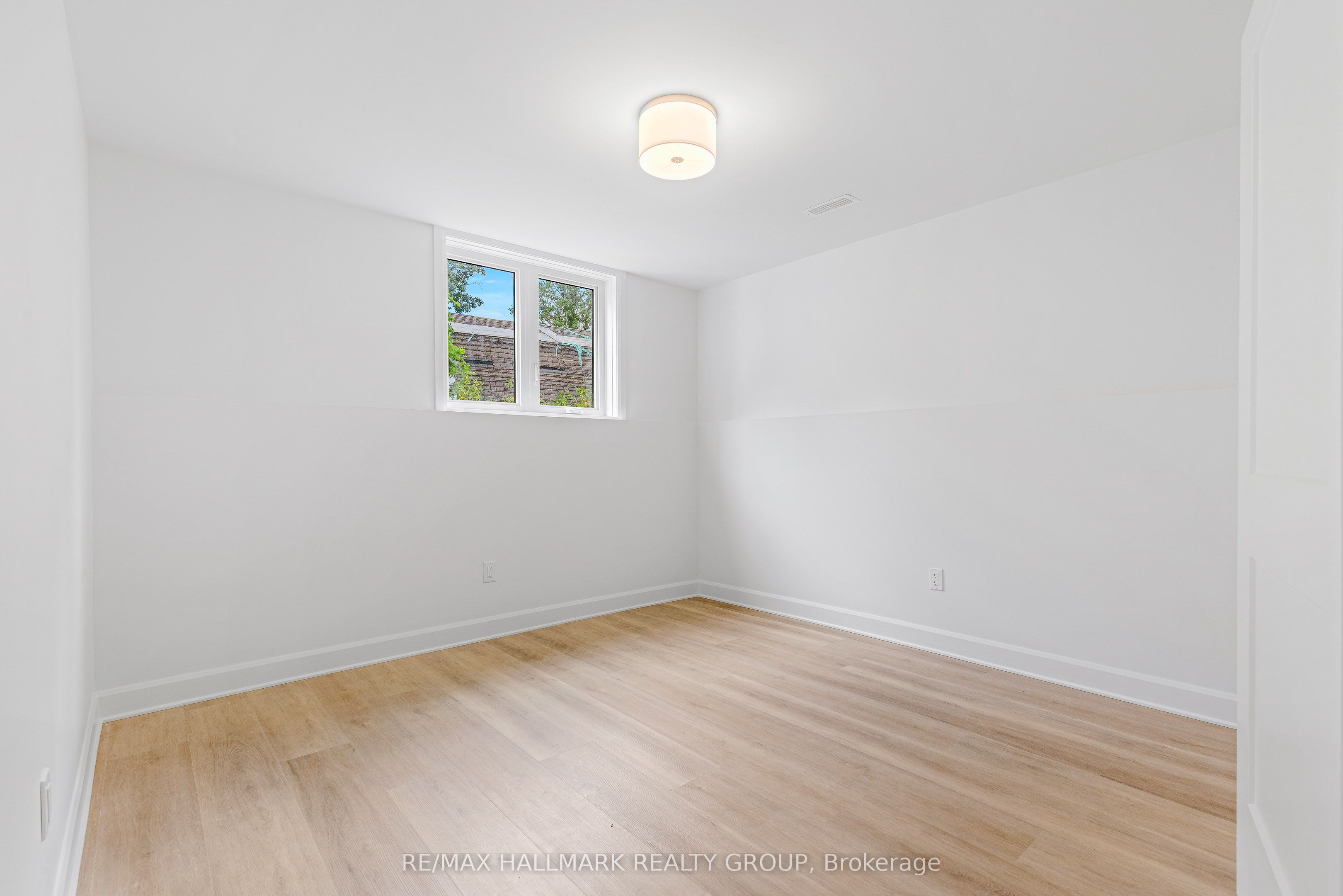 9303 Greenbush Lane Property Photo 33