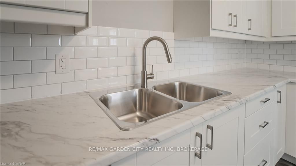 113 Thorold Road Lower Property Photo 7