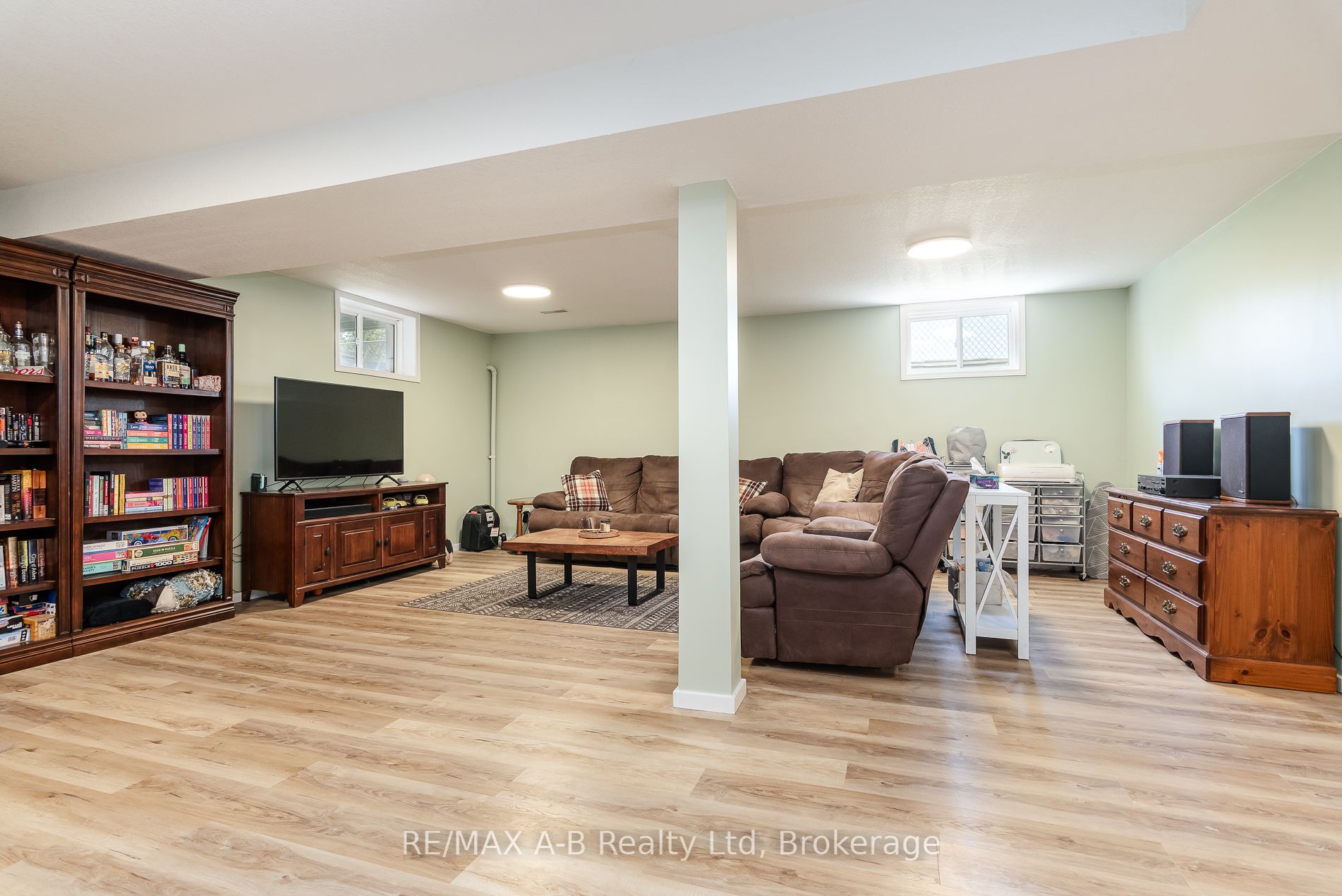 180 Westwood Avenue Property Photo 43