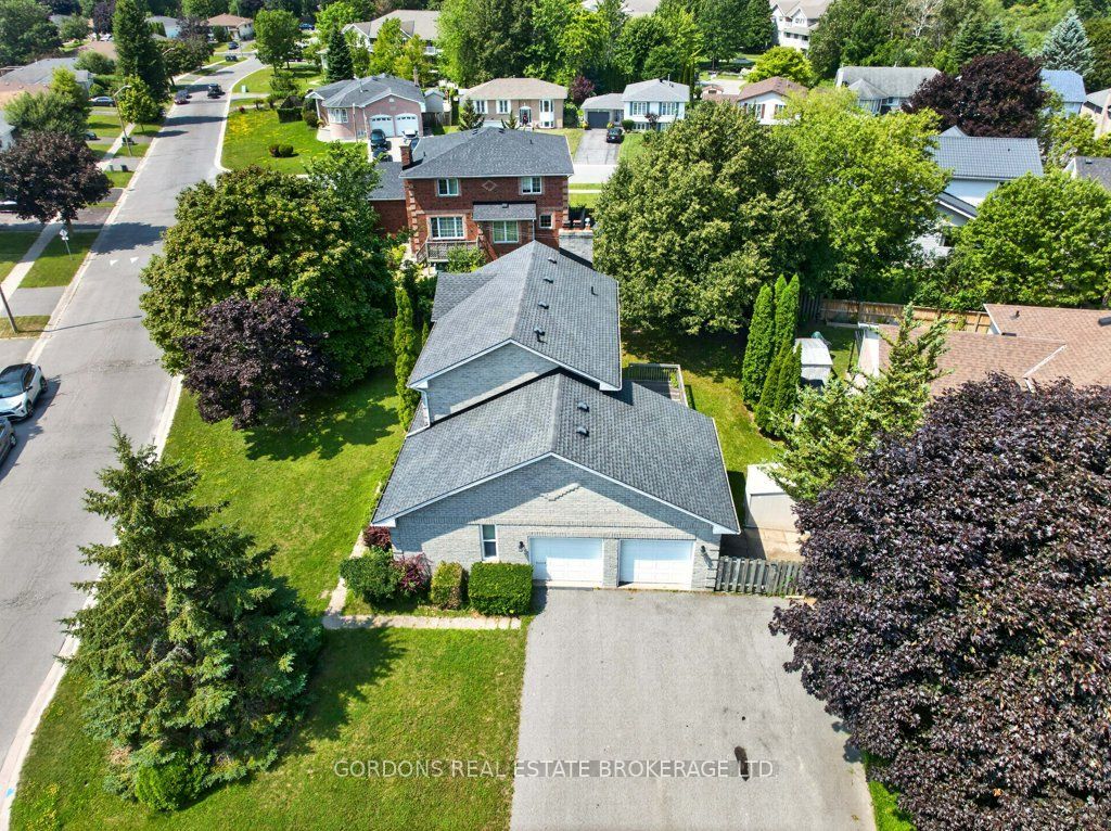 470 Kingsdale Avenue Property Photo 4