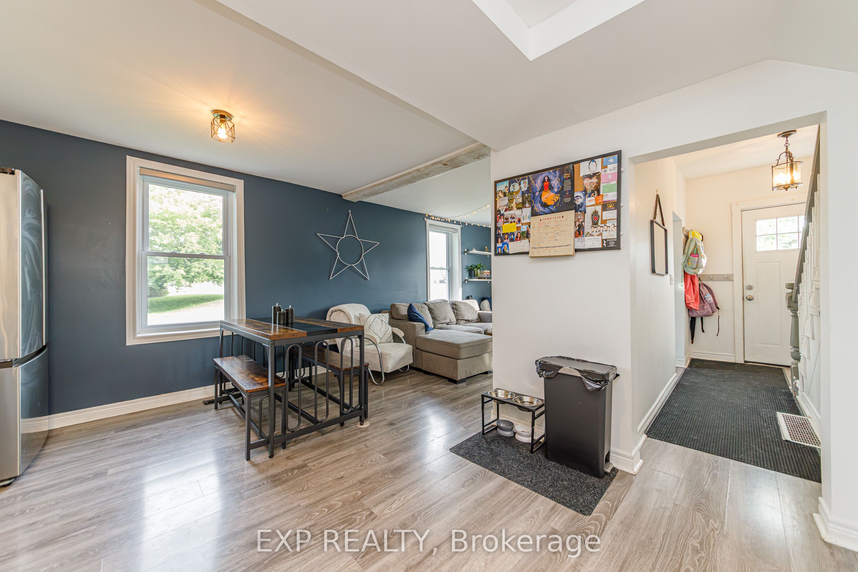 22 St Johns Way Property Photo 7