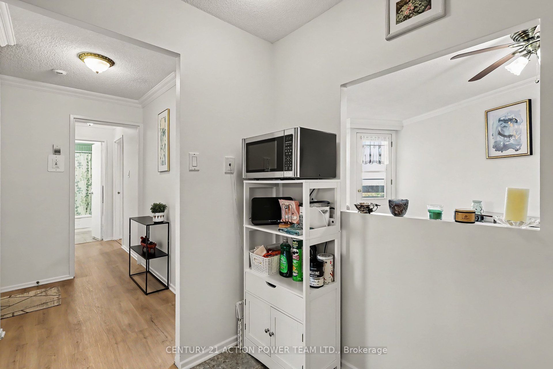 915 Elmsmere Road 1006 Property Photo 4