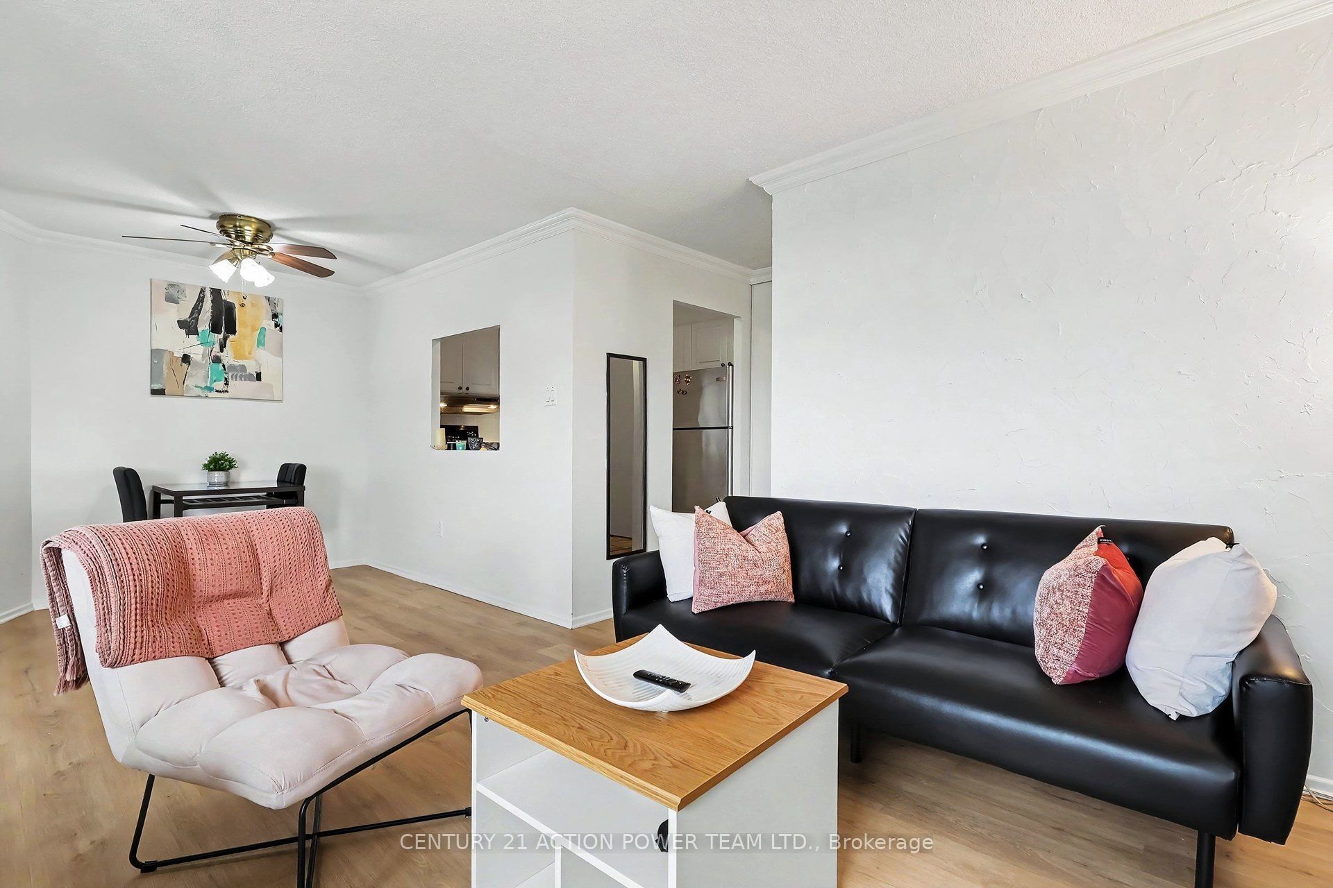 915 Elmsmere Road 1006 Property Photo 10