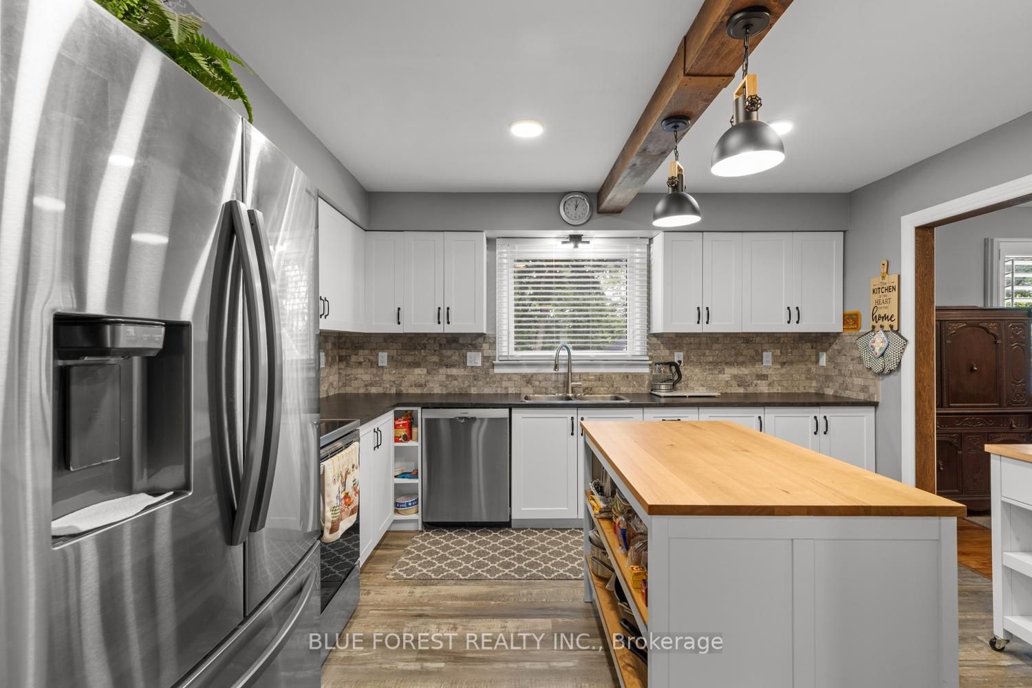 92 Salem Court Property Photo 7
