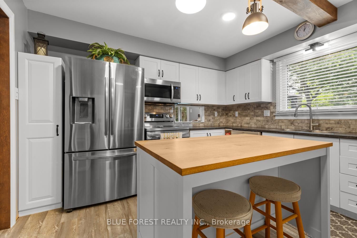 92 Salem Court Property Photo 8