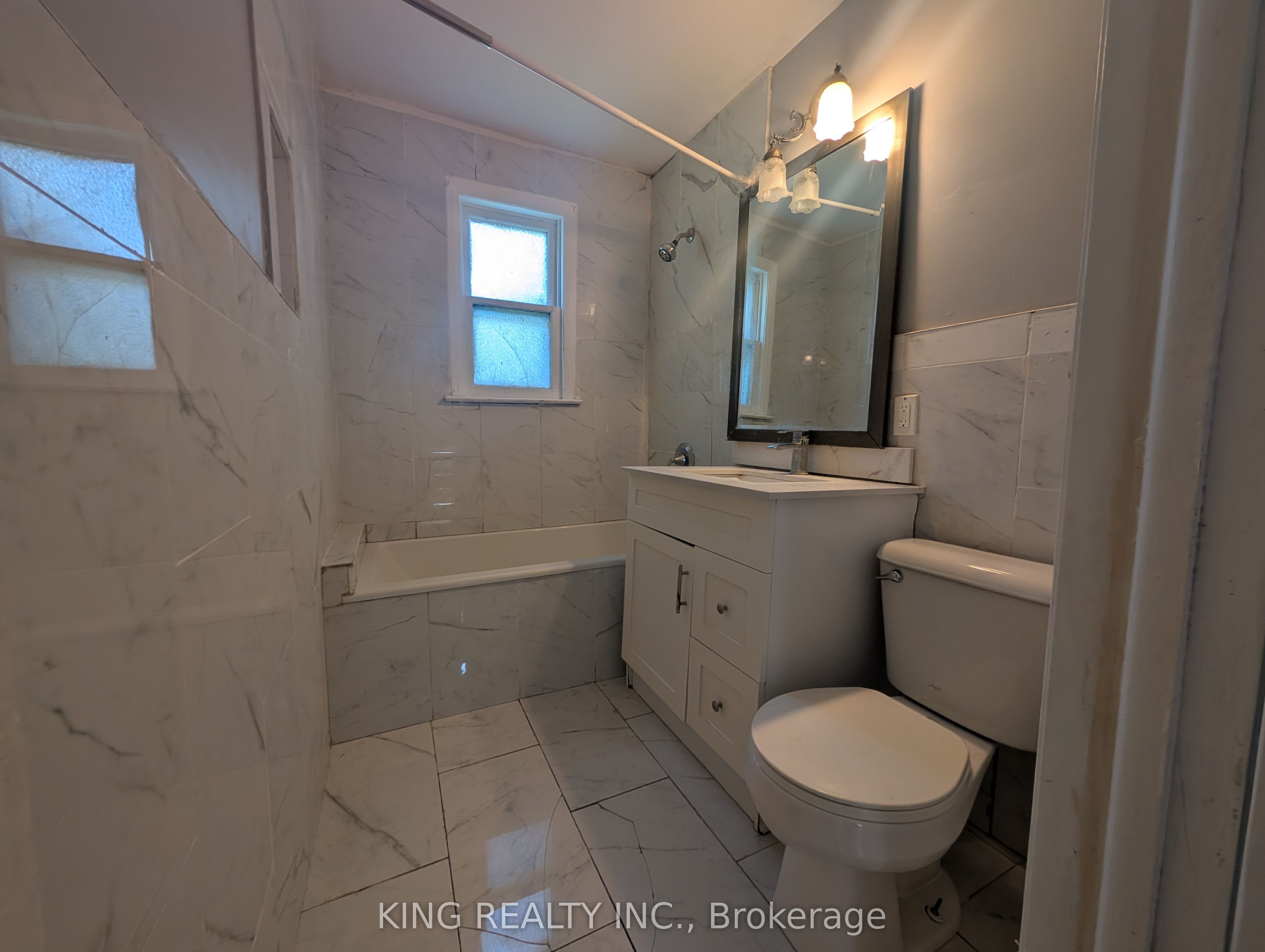 1131 Crumlin Side Road Property Photo 9