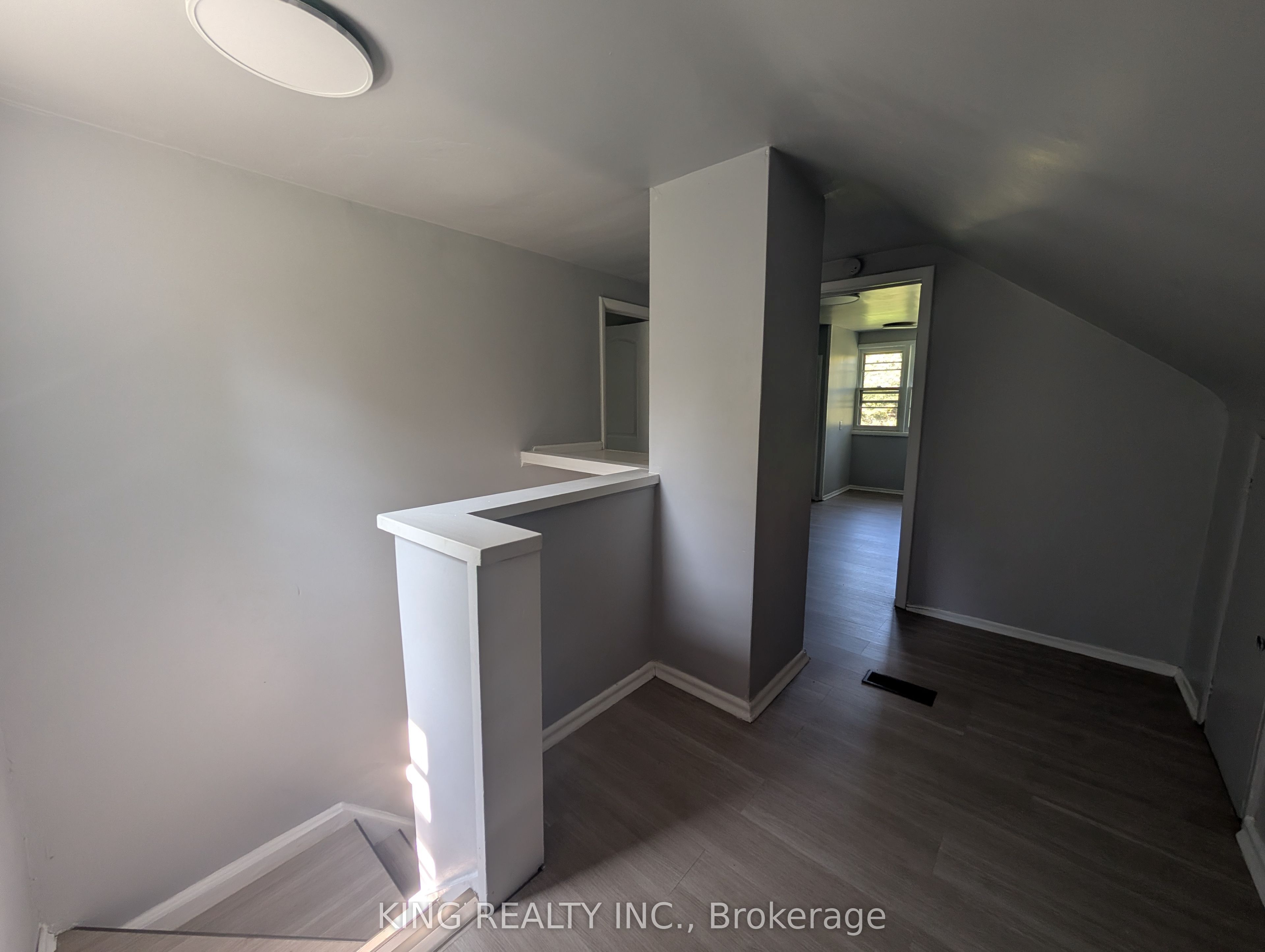 1131 Crumlin Side Road Property Photo 10