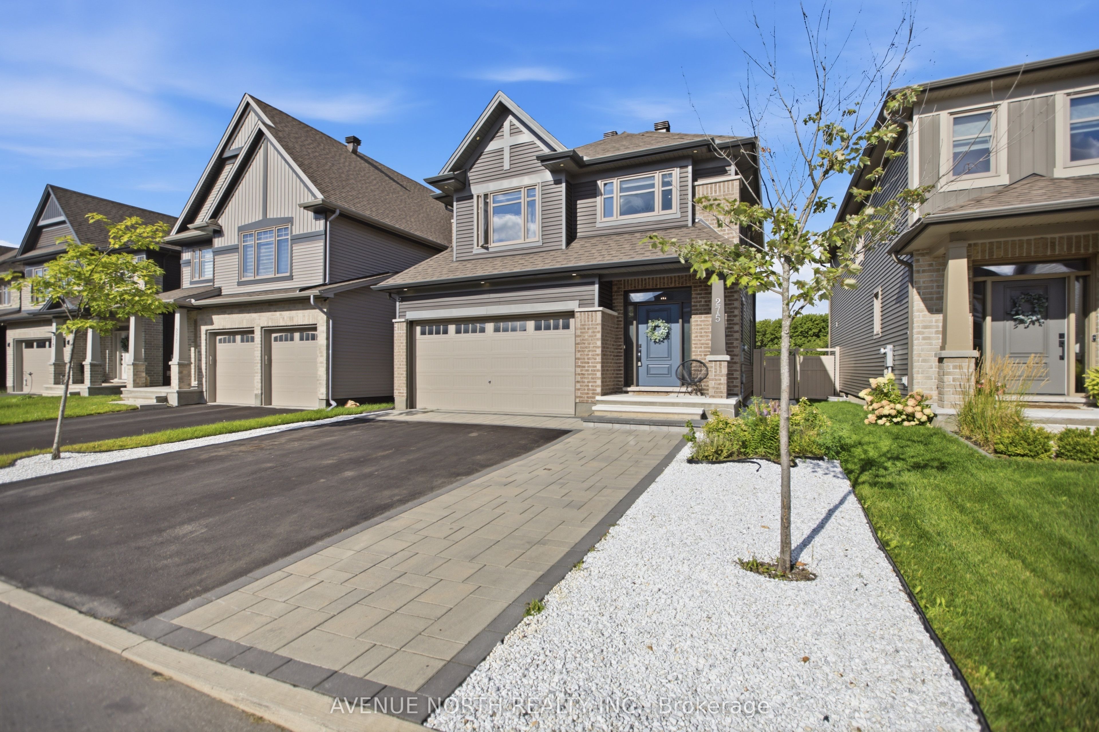 275 Trollius Way Property Photo 2