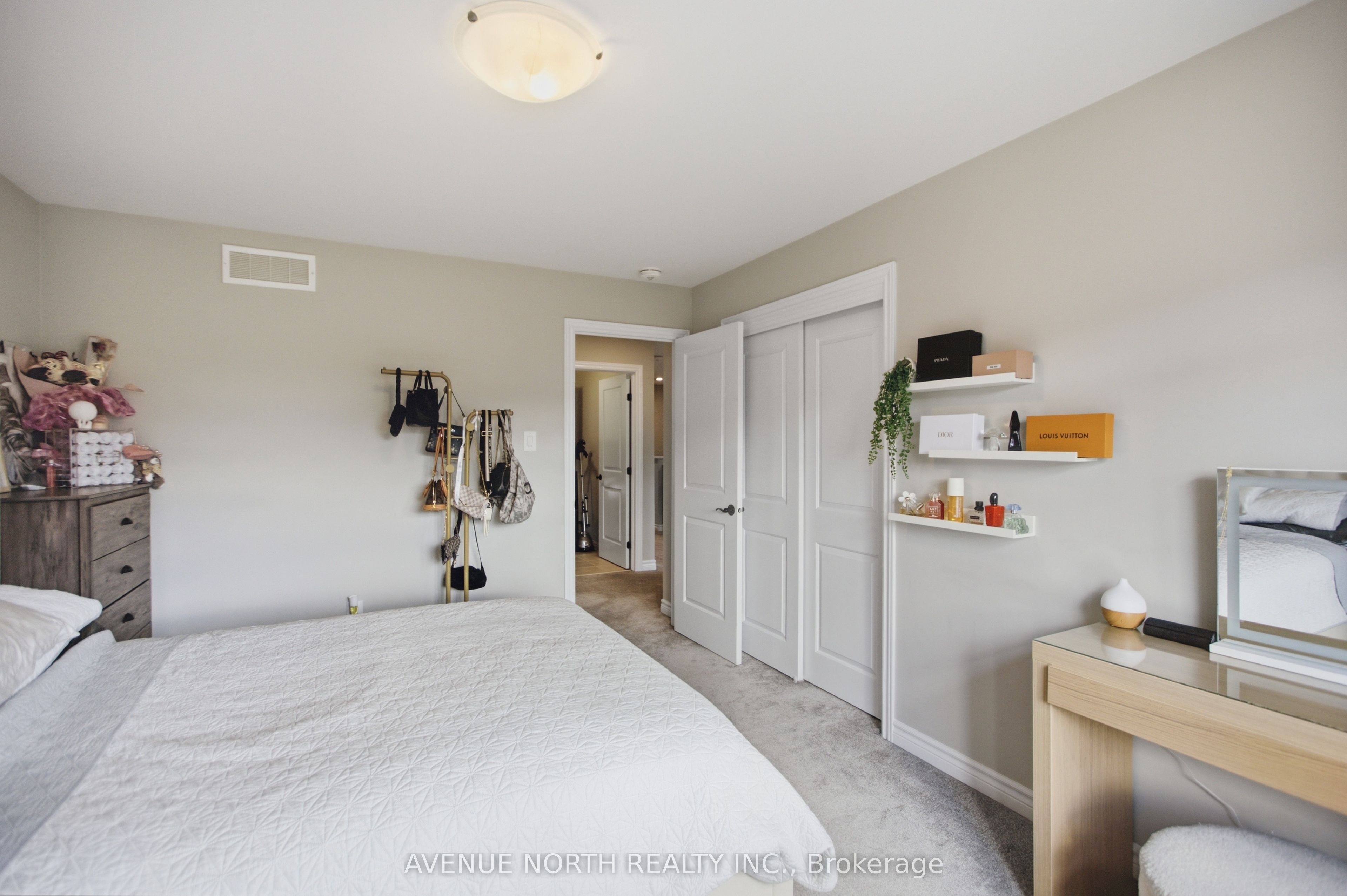 275 Trollius Way Property Photo 25