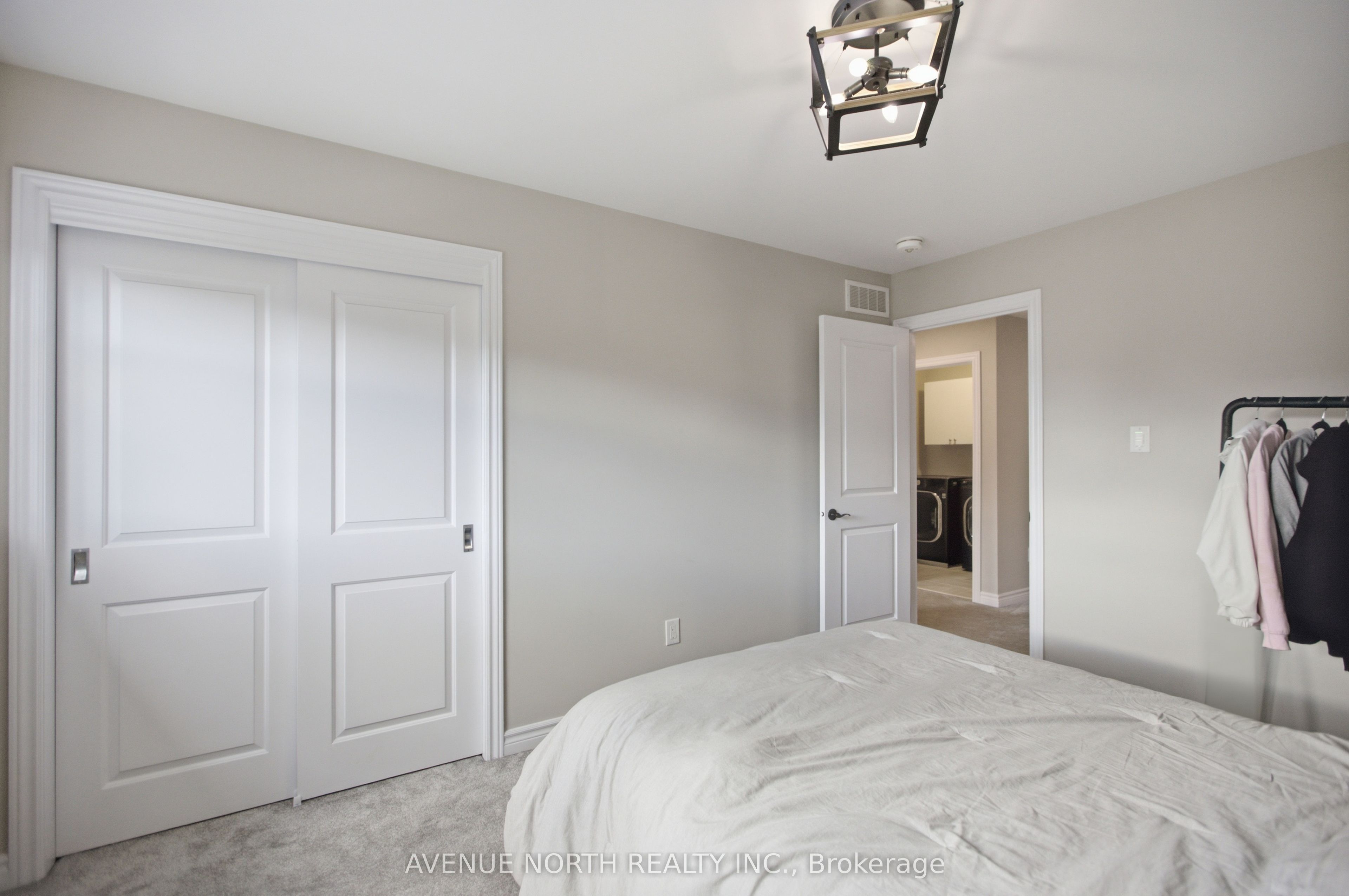 275 Trollius Way Property Photo 27